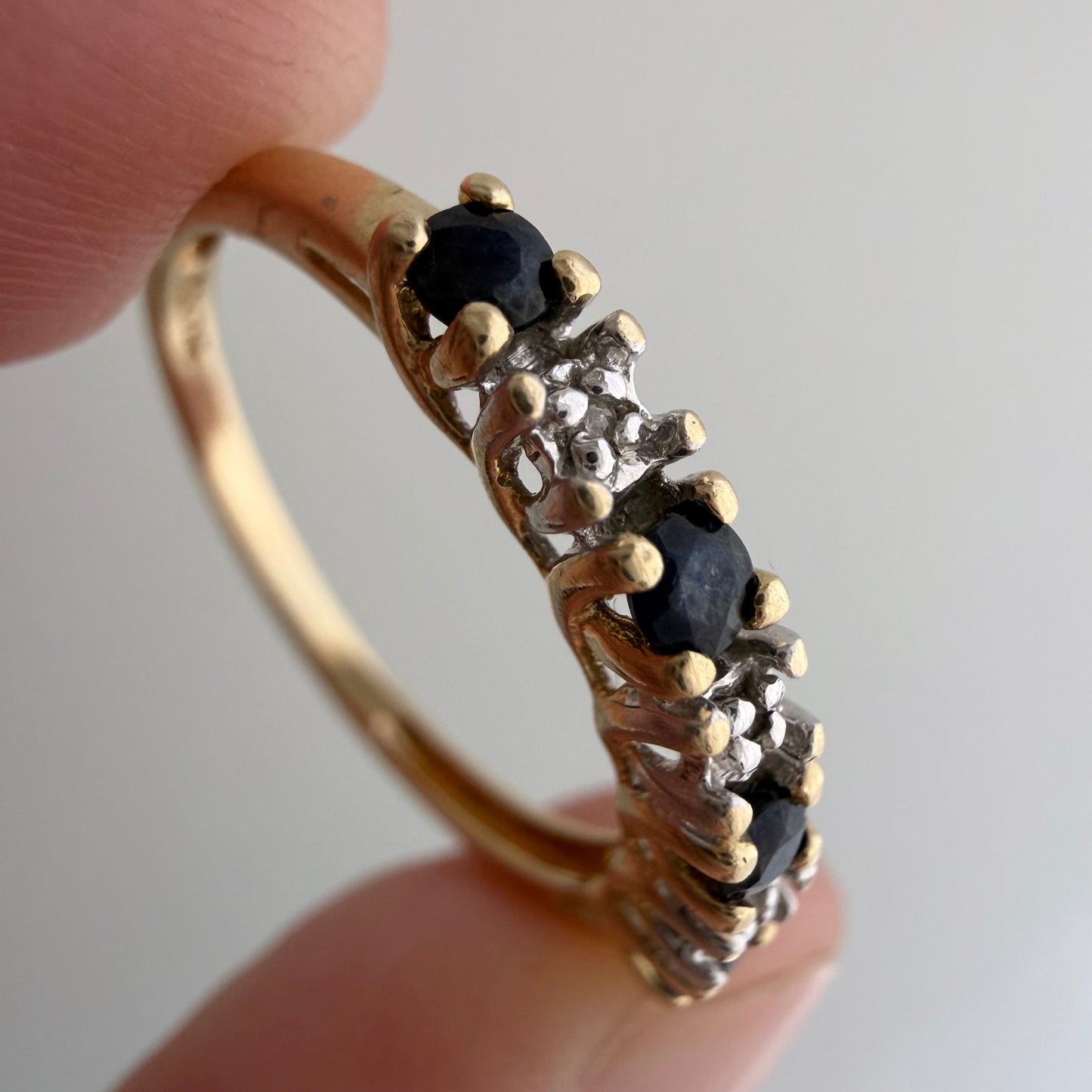 V I N T A G E // topaz hopscotch / 10k half eternity band with topaz and diamonds / size 6.75