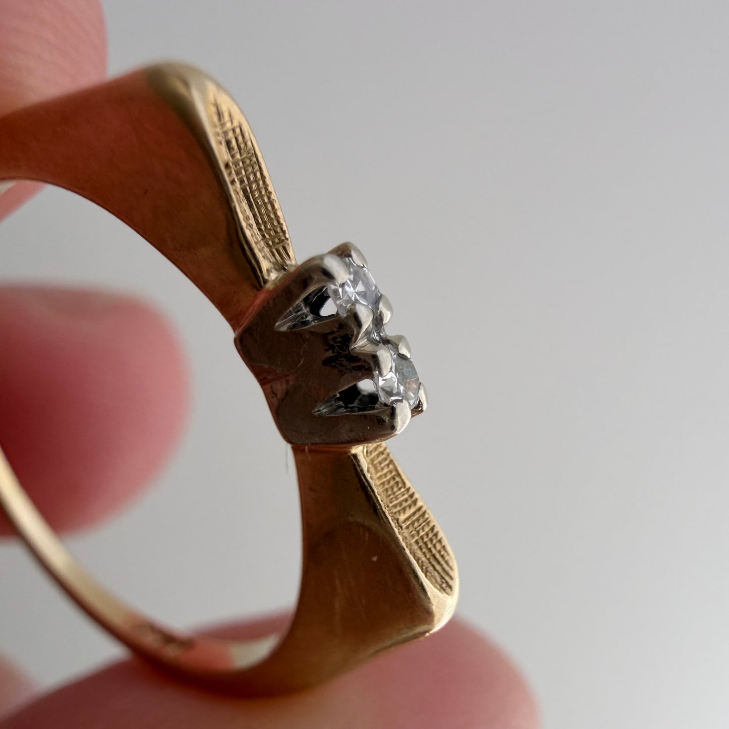 V I N T A G E // better together / 14k yellow and white gold diamond flat bow band / size 5.25+