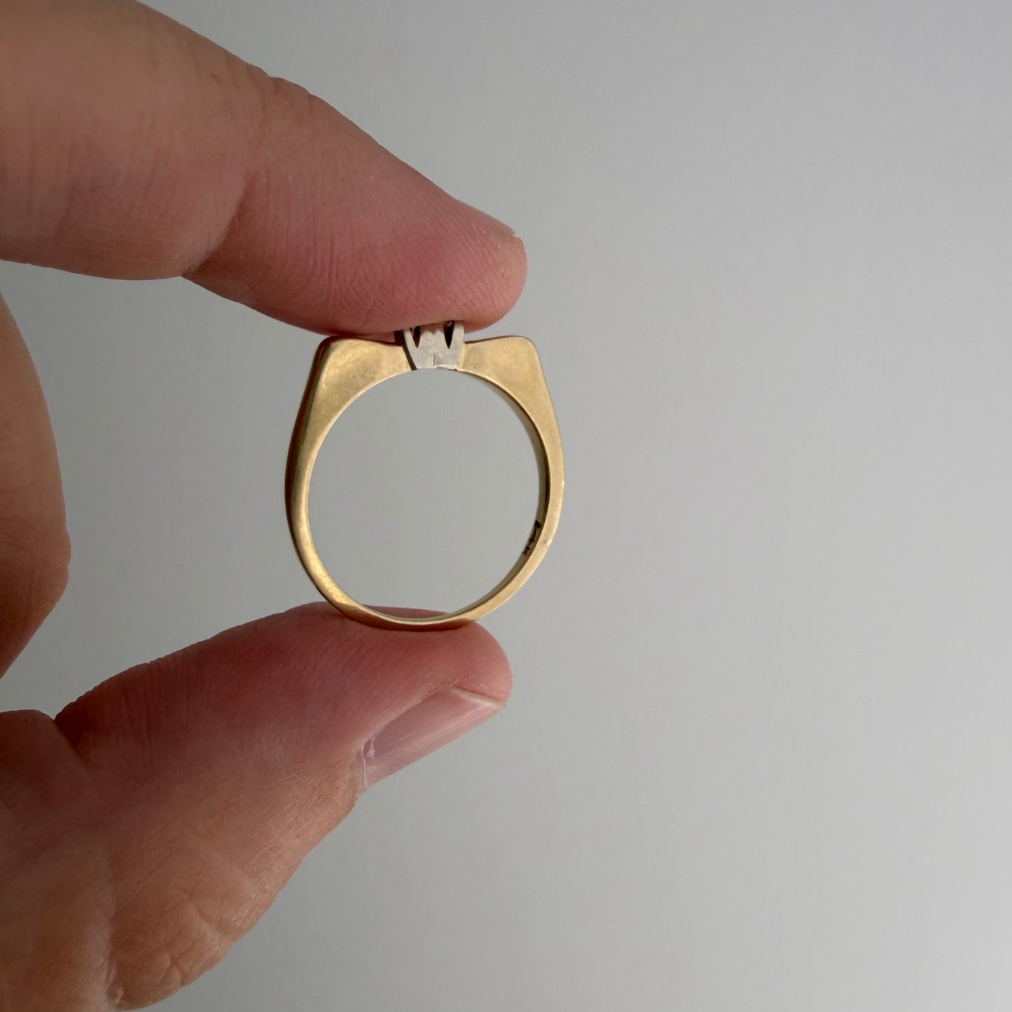 V I N T A G E // better together / 14k yellow and white gold diamond flat bow band / size 5.25+
