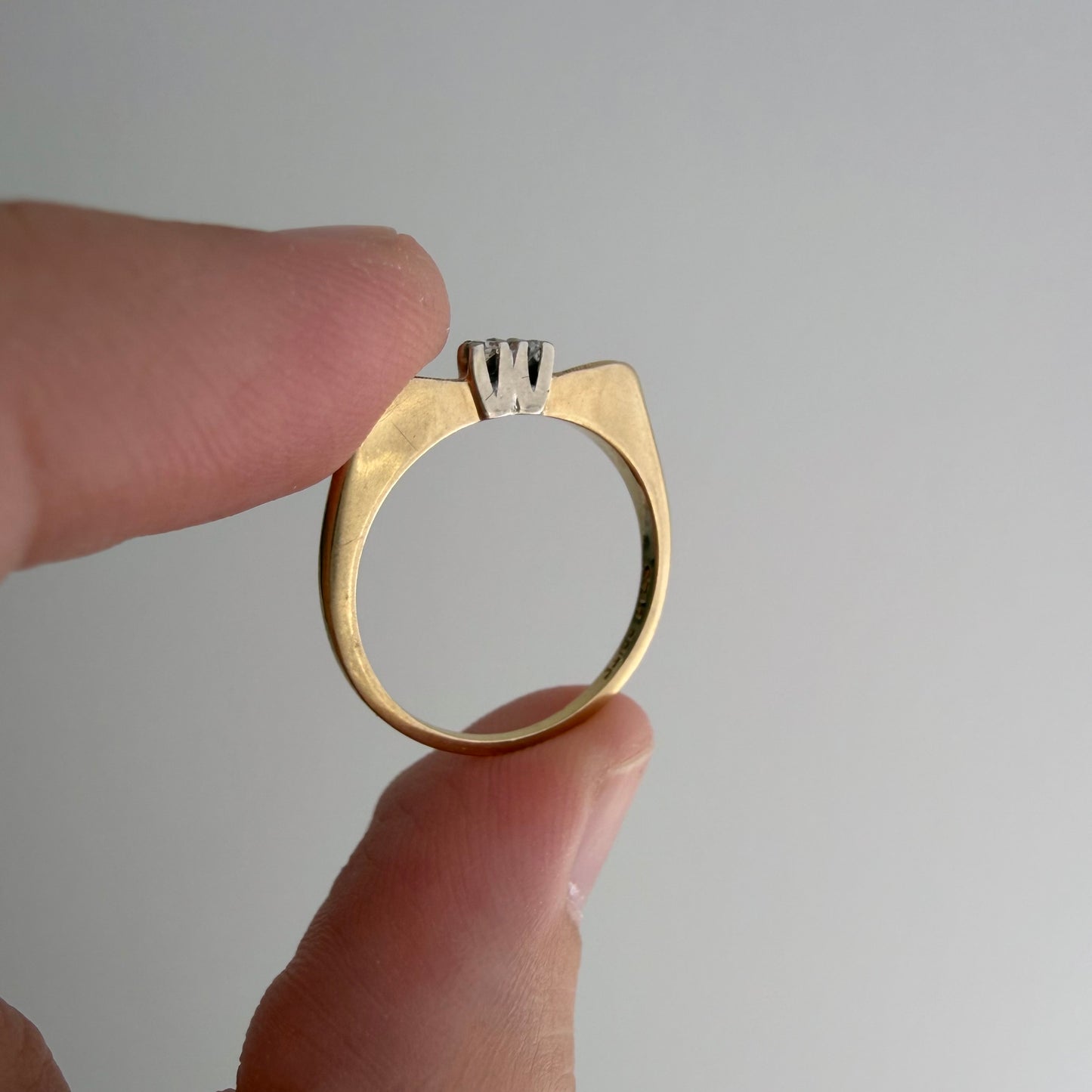 V I N T A G E // better together / 14k yellow and white gold diamond flat bow band / size 5.25+