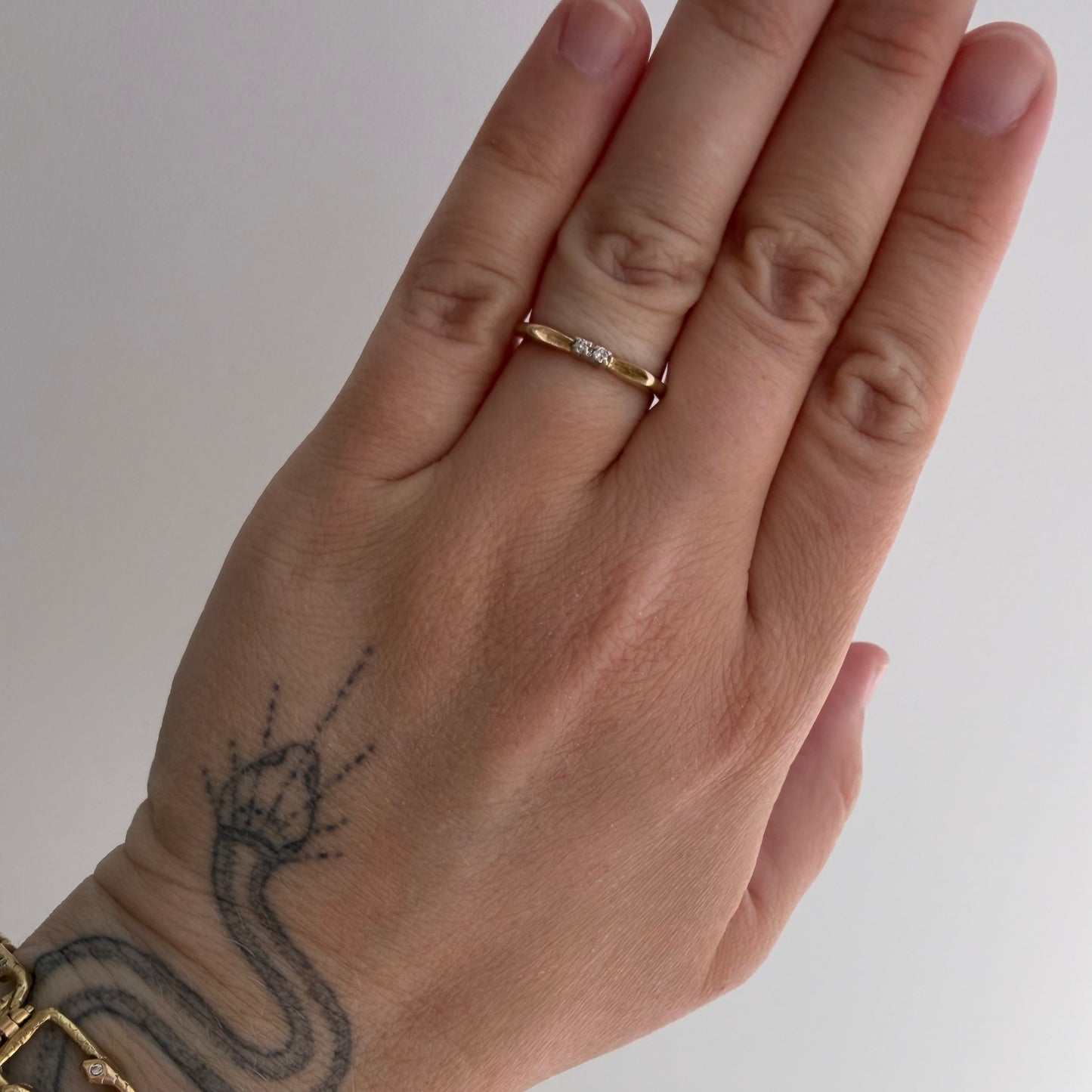 V I N T A G E // better together / 14k yellow and white gold diamond flat bow band / size 5.25+