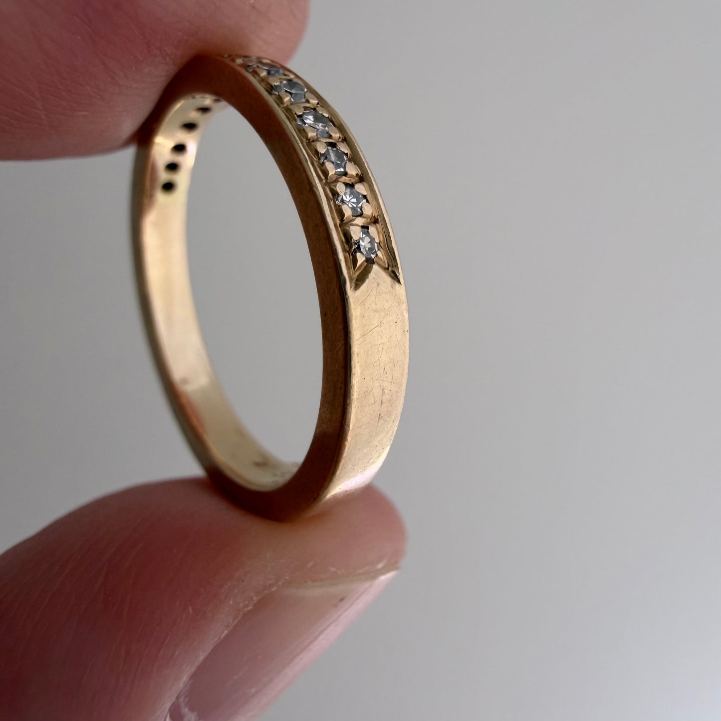 E S T A T E // pipe cut perfection / 14k and diamond pipe cut band with pave diamonds / size 5.75