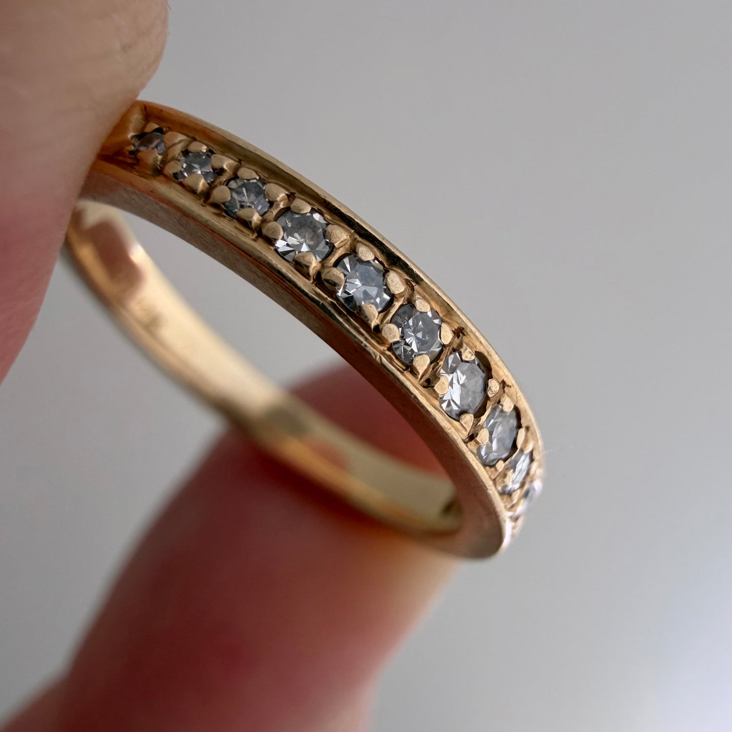 E S T A T E // pipe cut perfection / 14k and diamond pipe cut band with pave diamonds / size 5.75