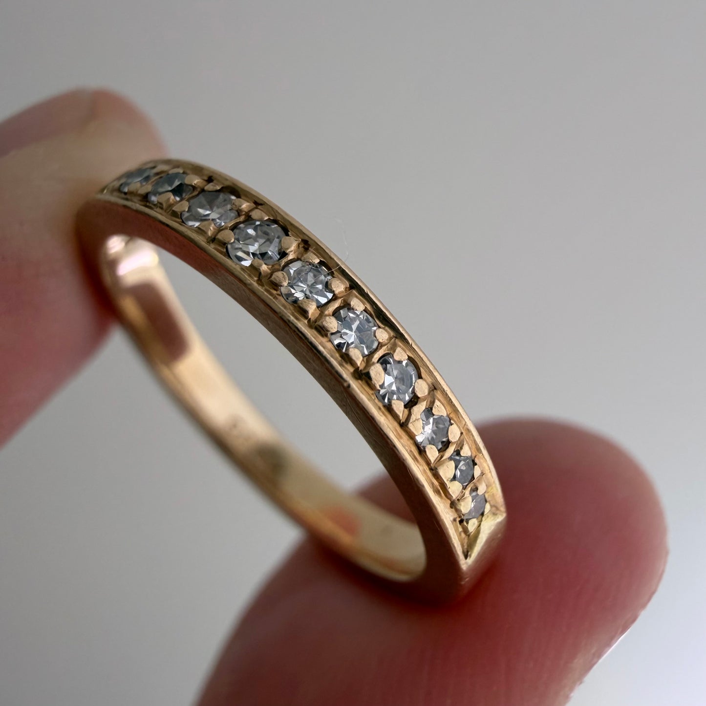 E S T A T E // pipe cut perfection / 14k and diamond pipe cut band with pave diamonds / size 5.75