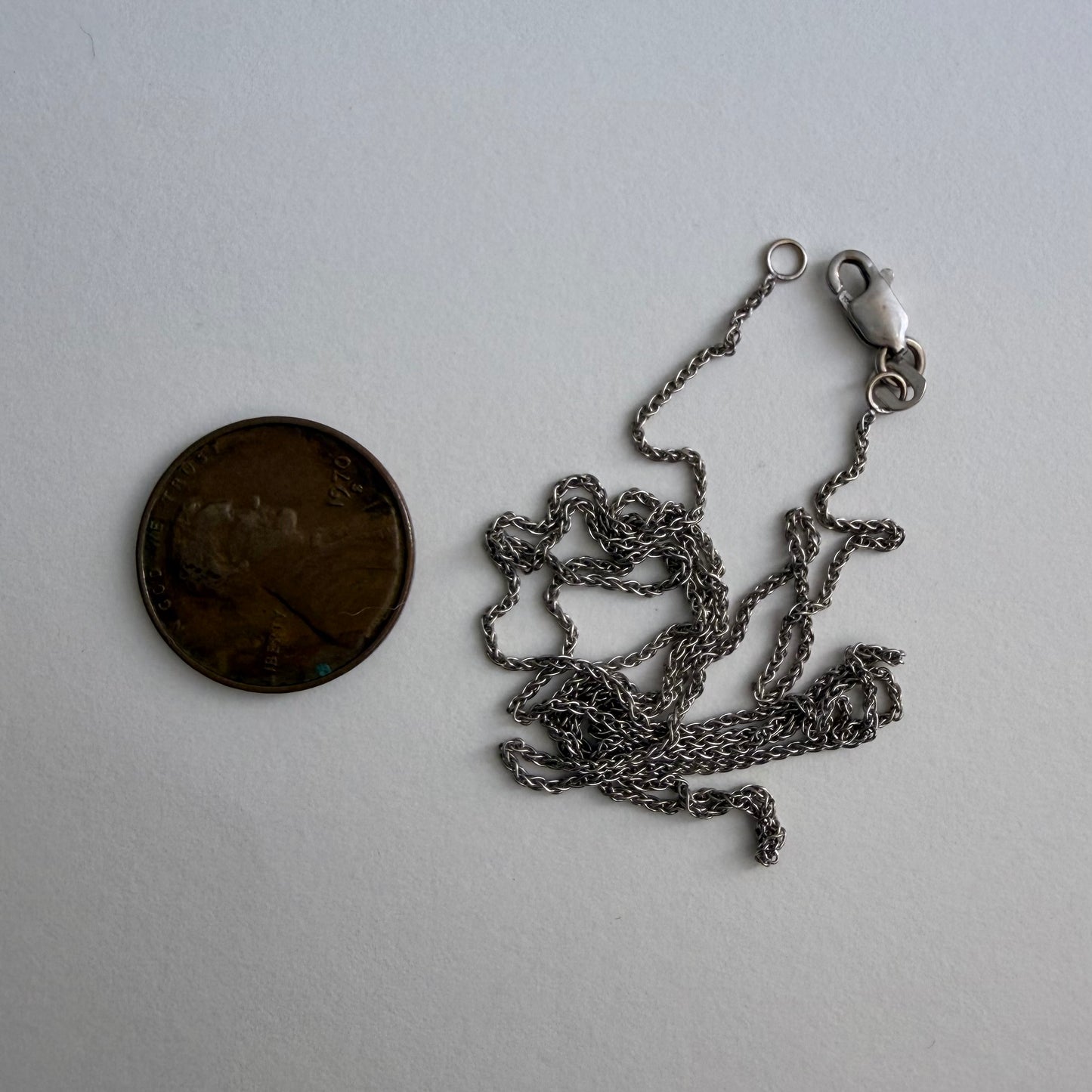 LIKE A LIVE // 10k white gold dainty wheat chain