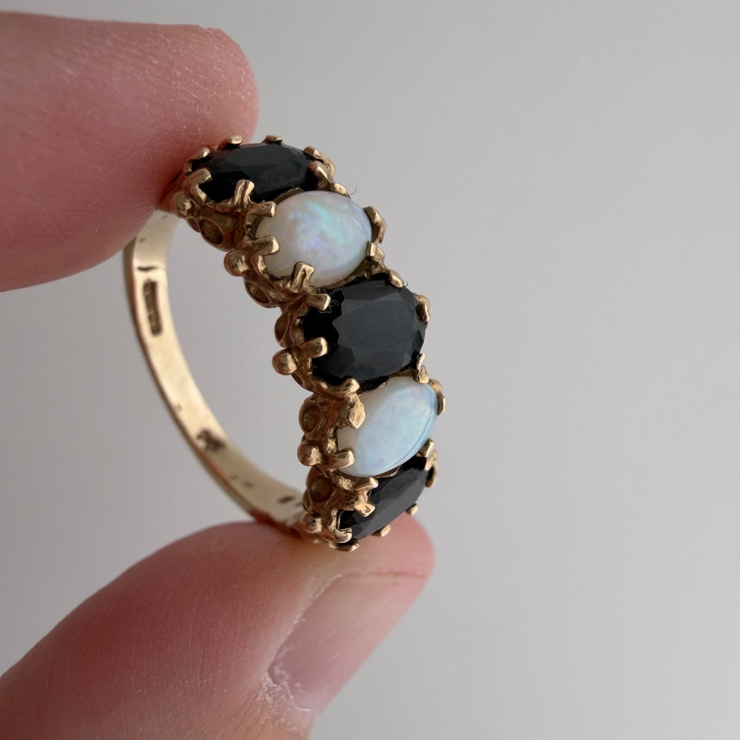 V I N T A G E // opal topaz hopscotch / 9k + blue topaz + opal whimsical five stone ring / size 6.75