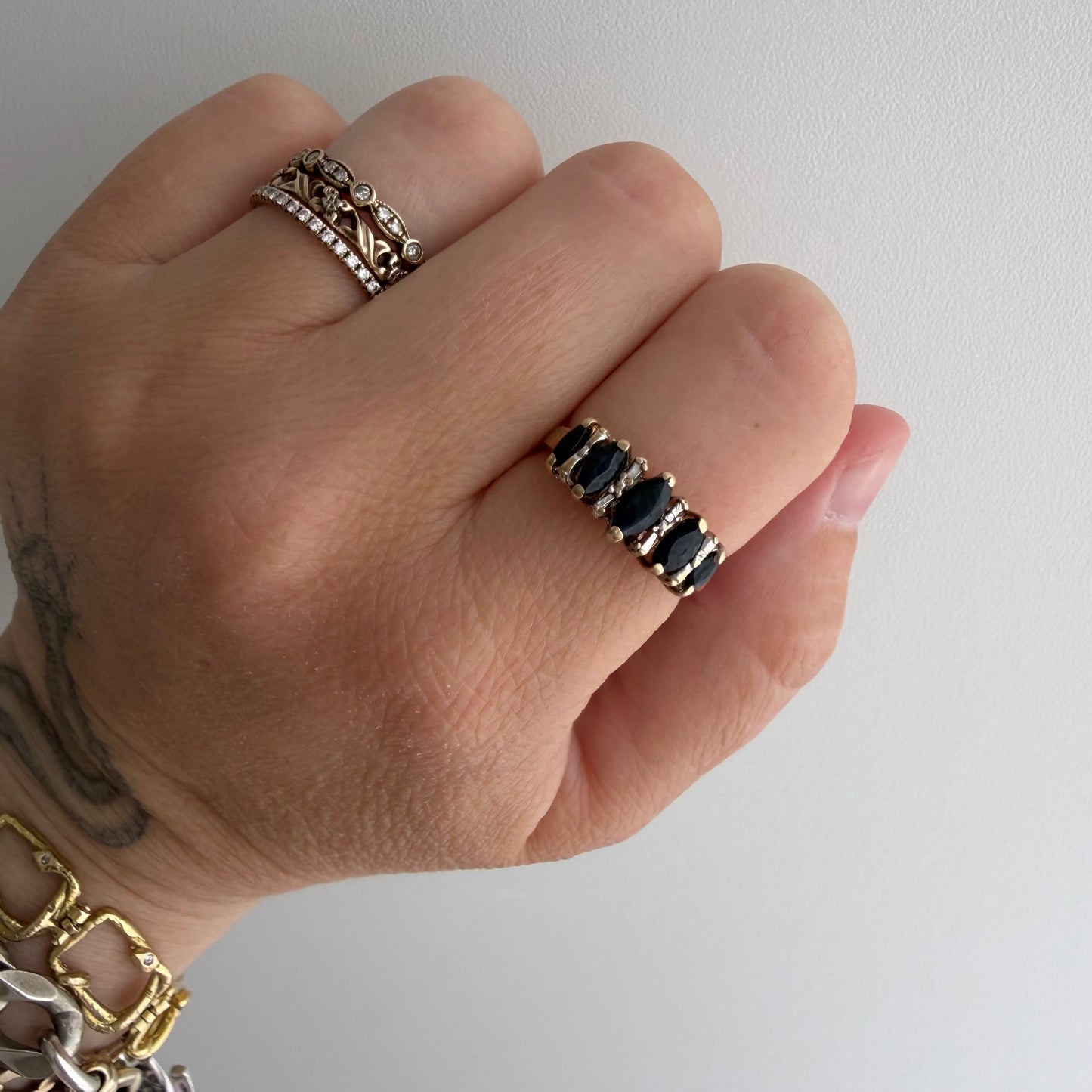 V I N T A G E // marquise magic / 10k and blue topaz raised band / size 6.25