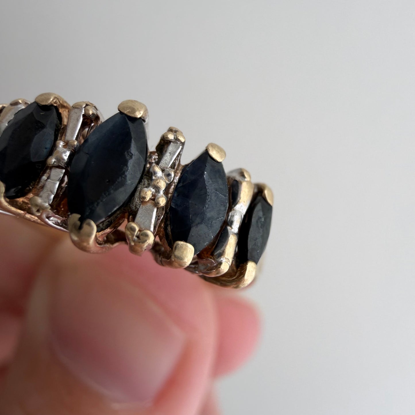 V I N T A G E // marquise magic / 10k and blue topaz raised band / size 6.25