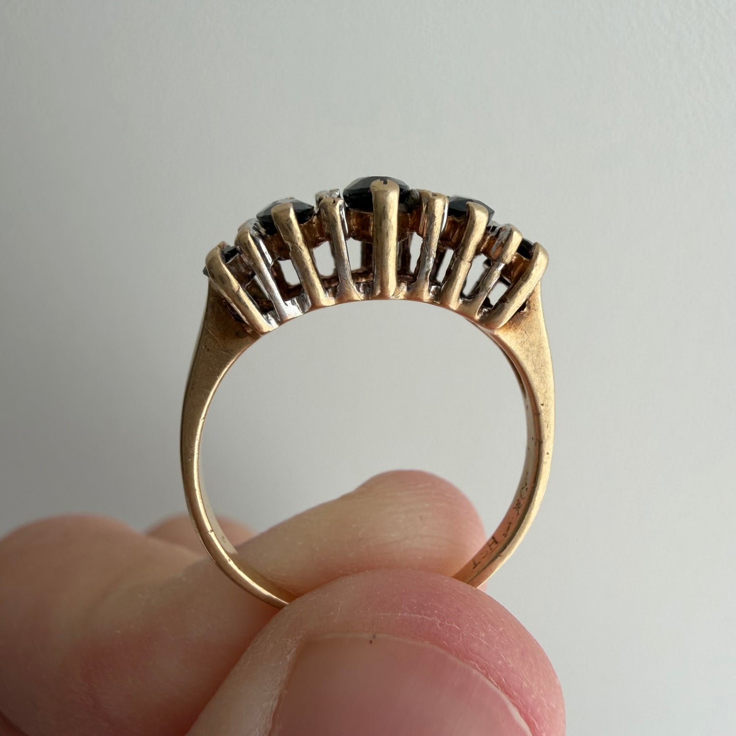 V I N T A G E // marquise magic / 10k and blue topaz raised band / size 6.25