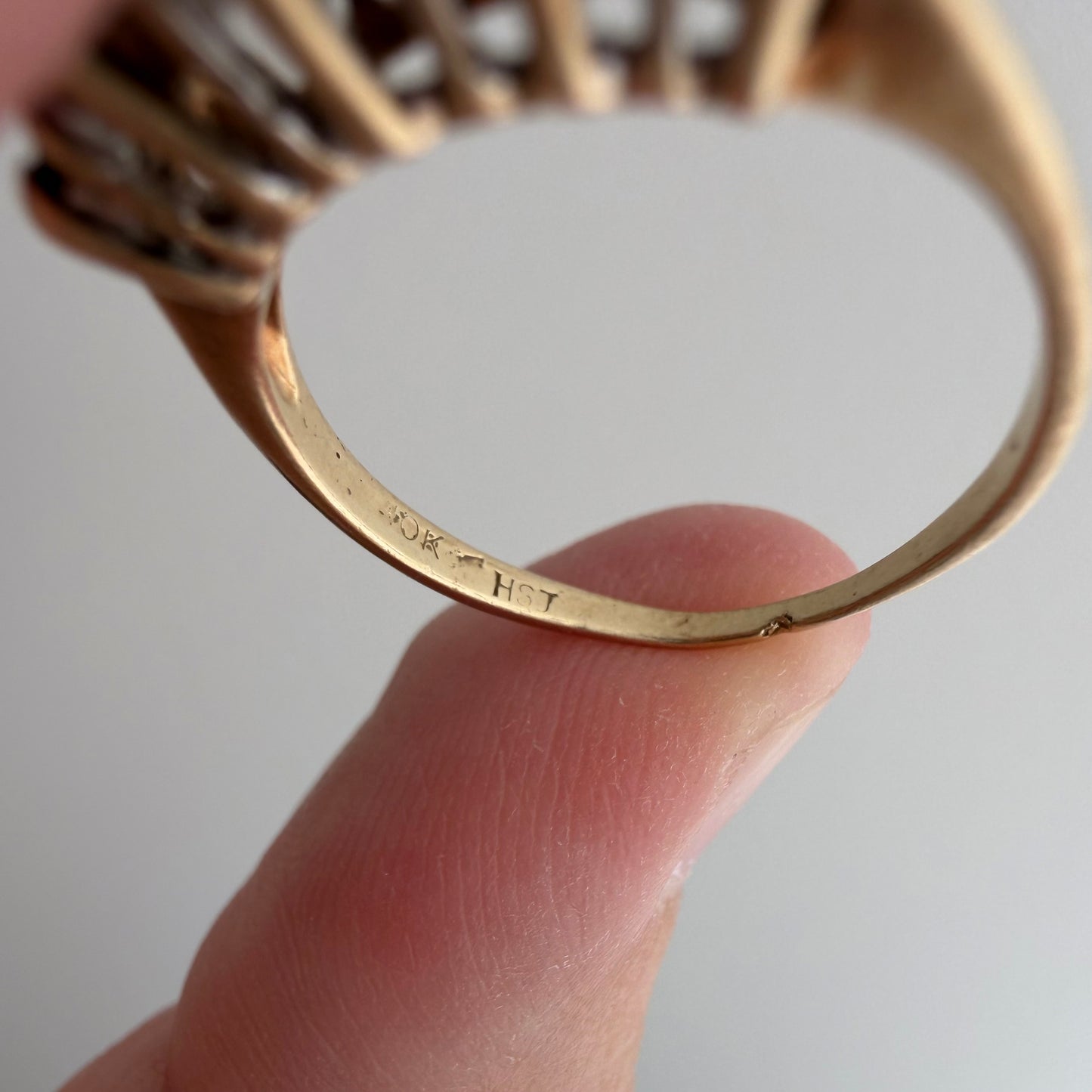 V I N T A G E // marquise magic / 10k and blue topaz raised band / size 6.25
