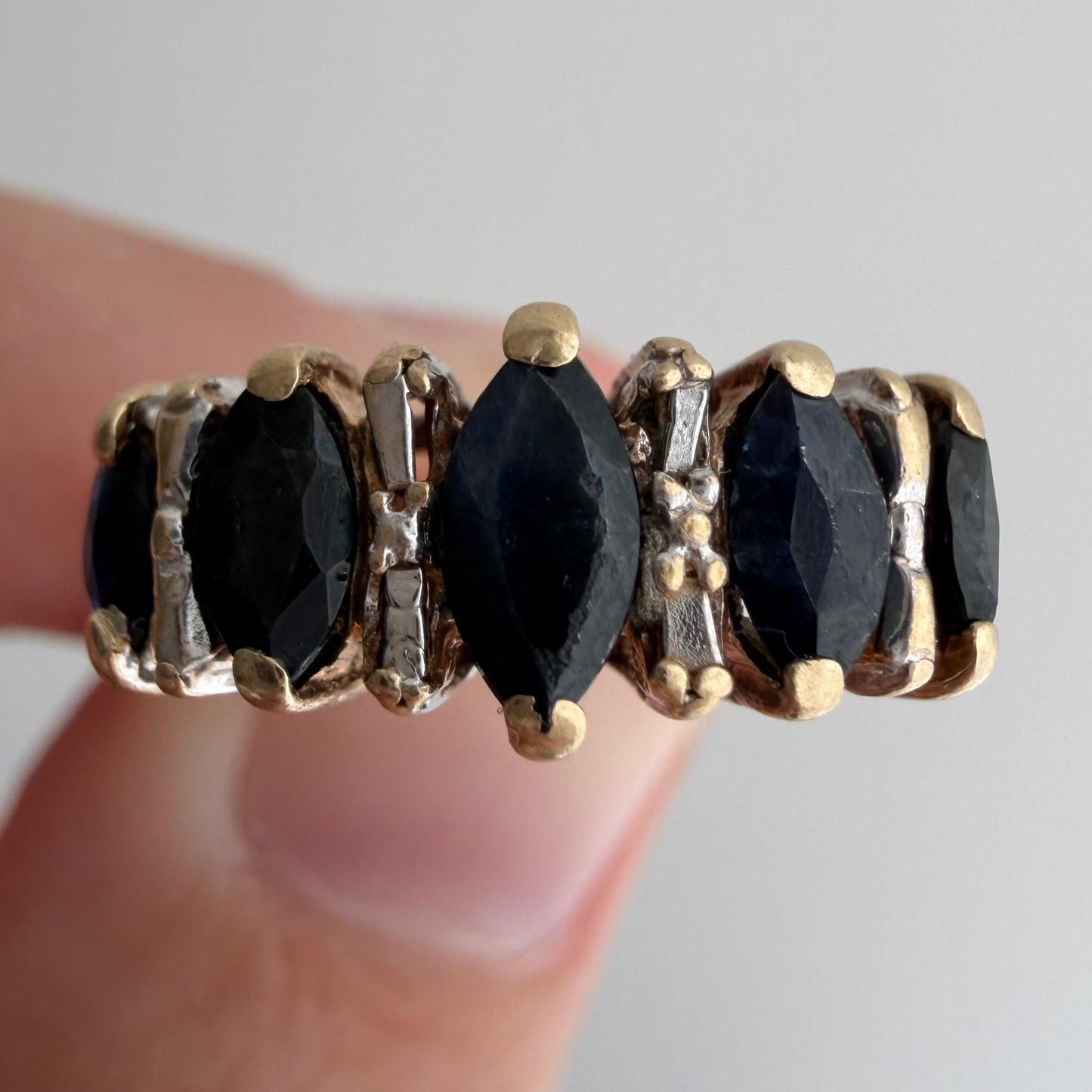 V I N T A G E // marquise magic / 10k and blue topaz raised band / size 6.25