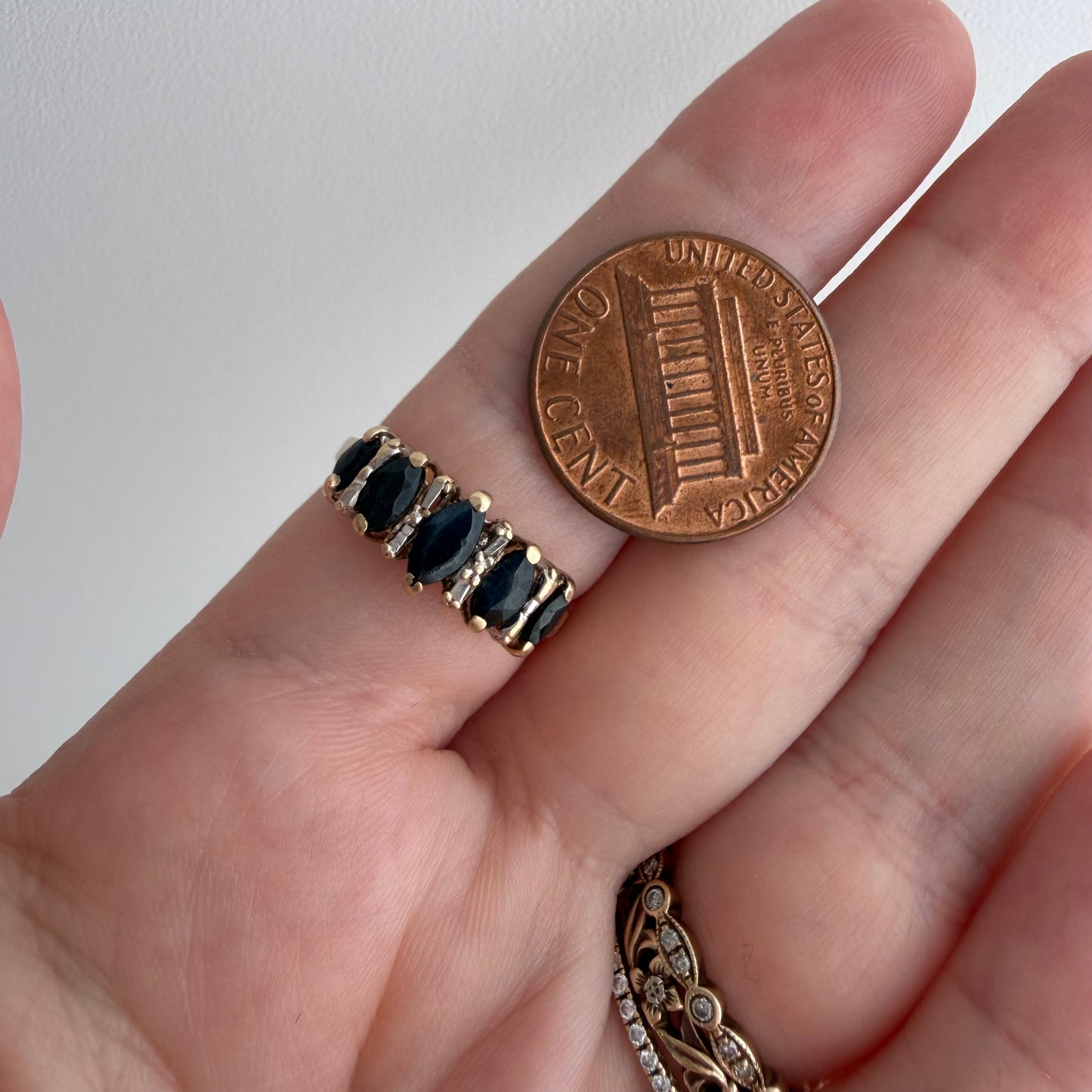 V I N T A G E // marquise magic / 10k and blue topaz raised band / size 6.25