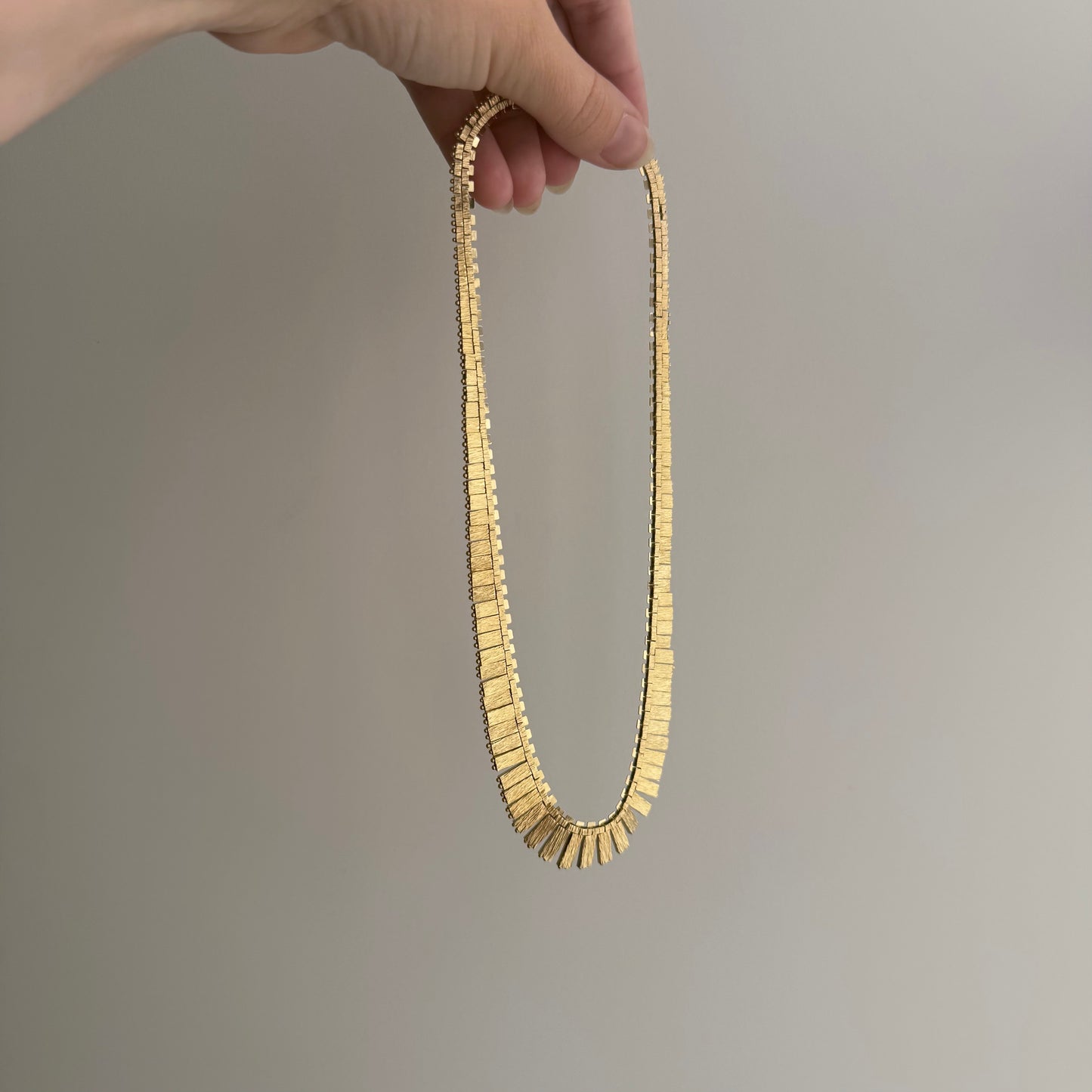 V I N T A G E // 1970s fringe / 14k yellow gold graduated fringe collar necklace, ~16.75", 44.3g(!)