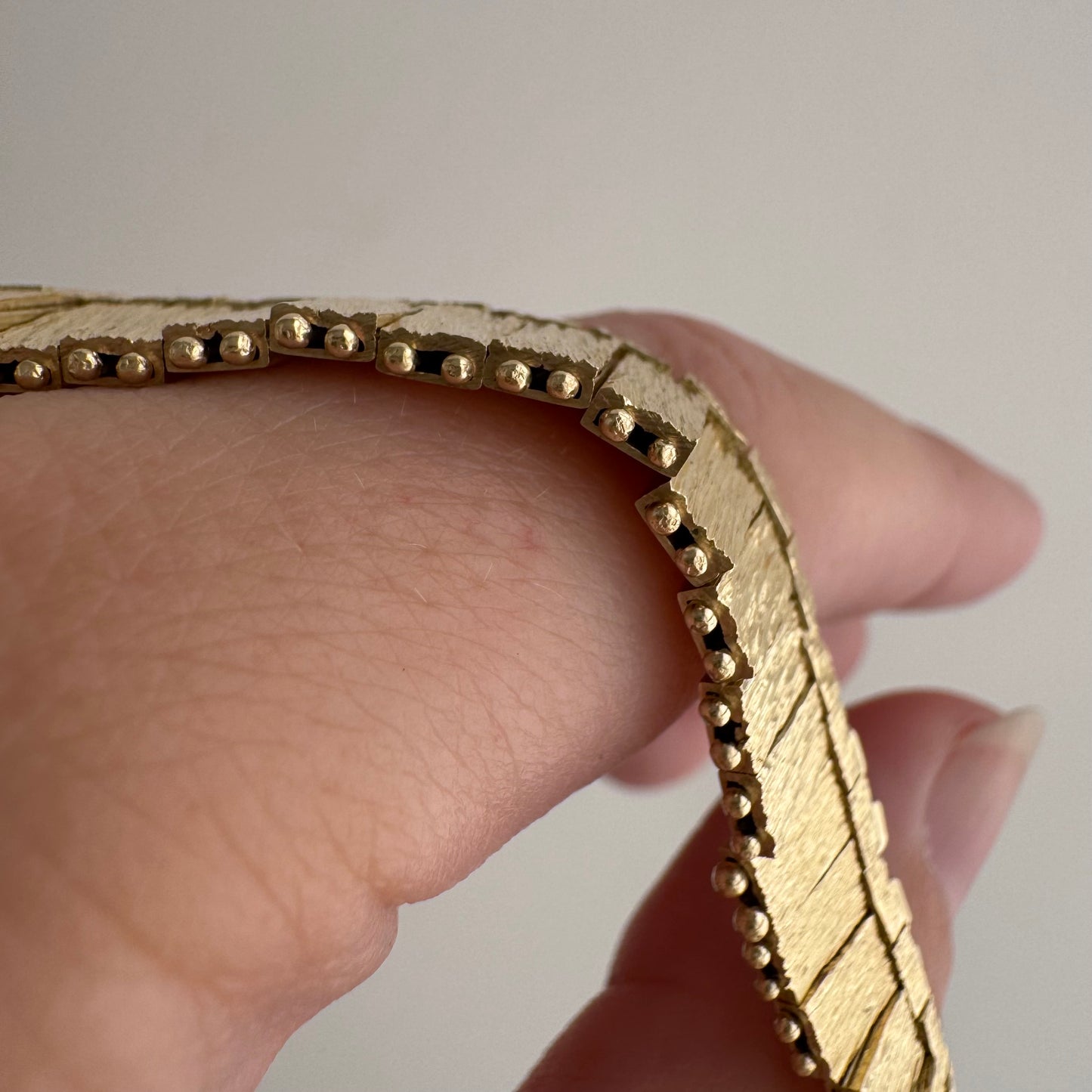 V I N T A G E // 1970s fringe / 14k yellow gold graduated fringe collar necklace, ~16.75", 44.3g(!)