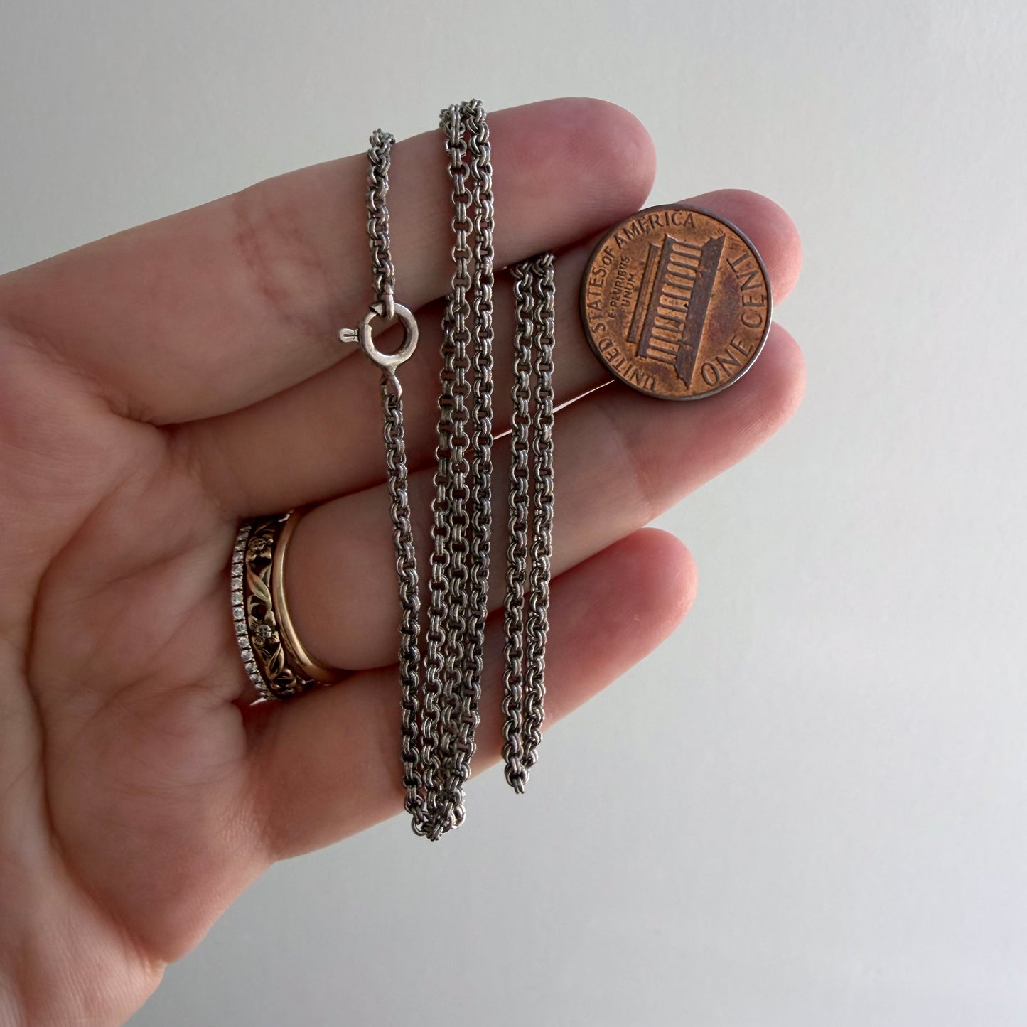 E S T A T E // sterling silver pendant chains