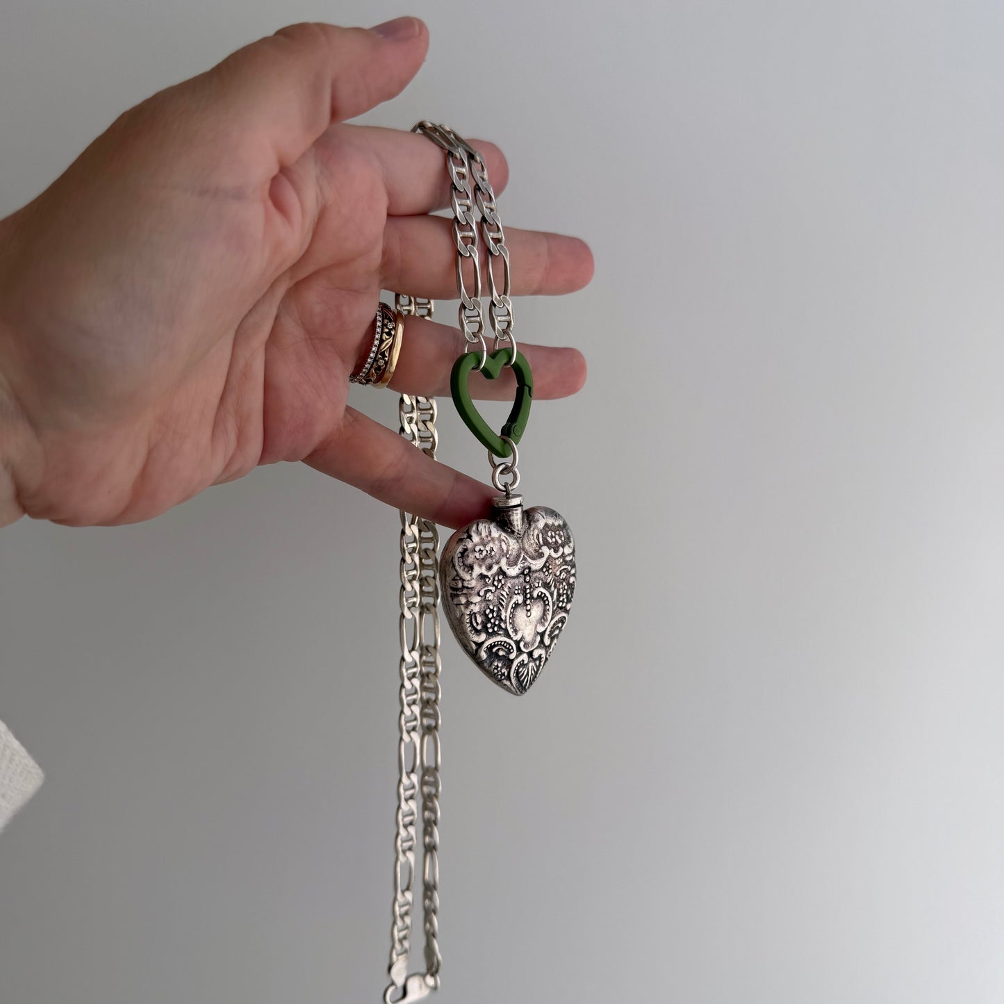reimagined V I N T A G E // craft and crafty / re-worked sterling silver flat figamariner chain necklace / 22.5", 26.7g