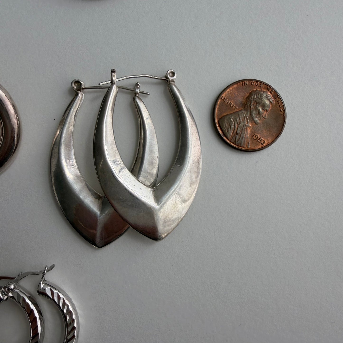 E S T A T E // sterling silver hoop party