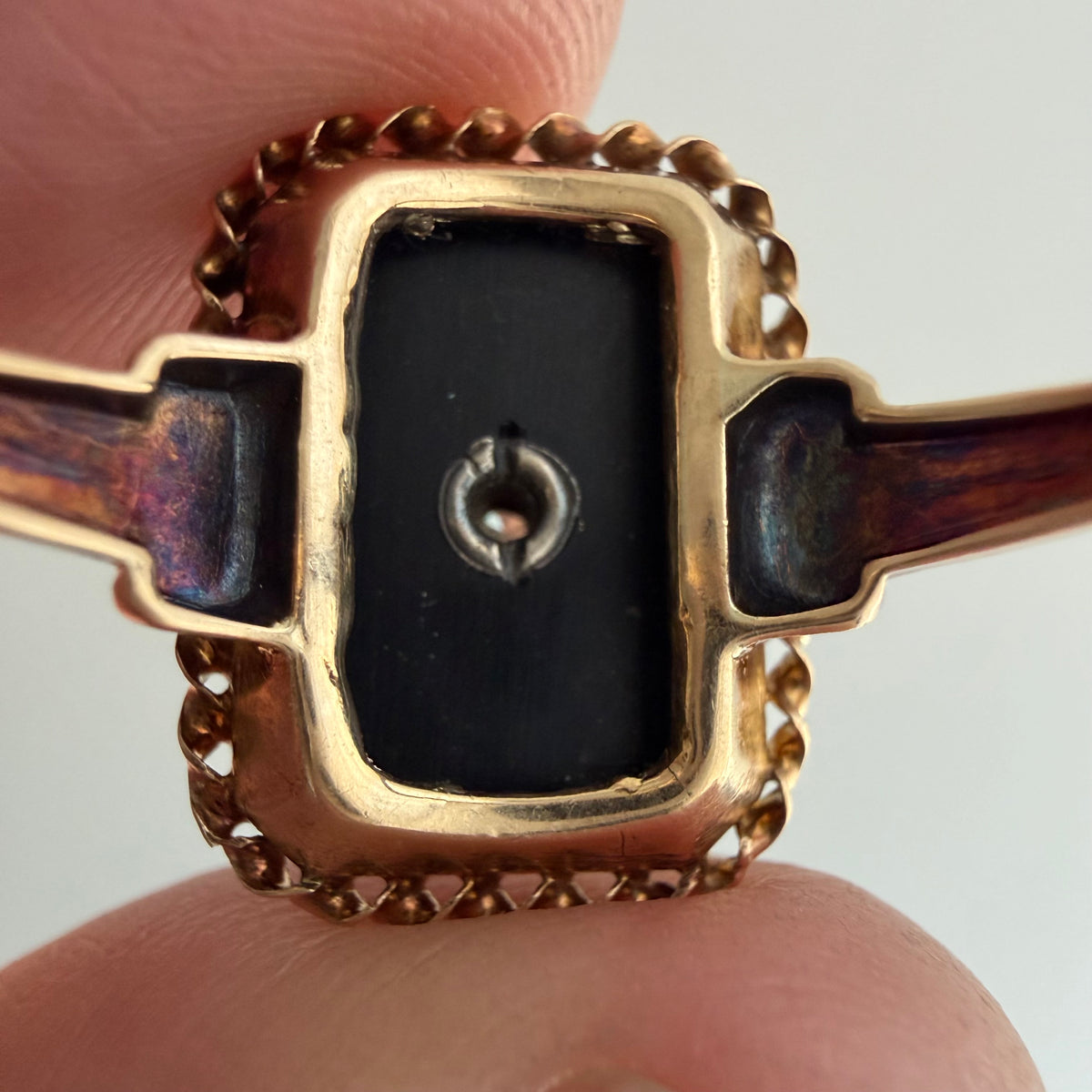 V I N T A G E // north star at night / retro 1940s 10k + onyx + diamond ring / size 7.75