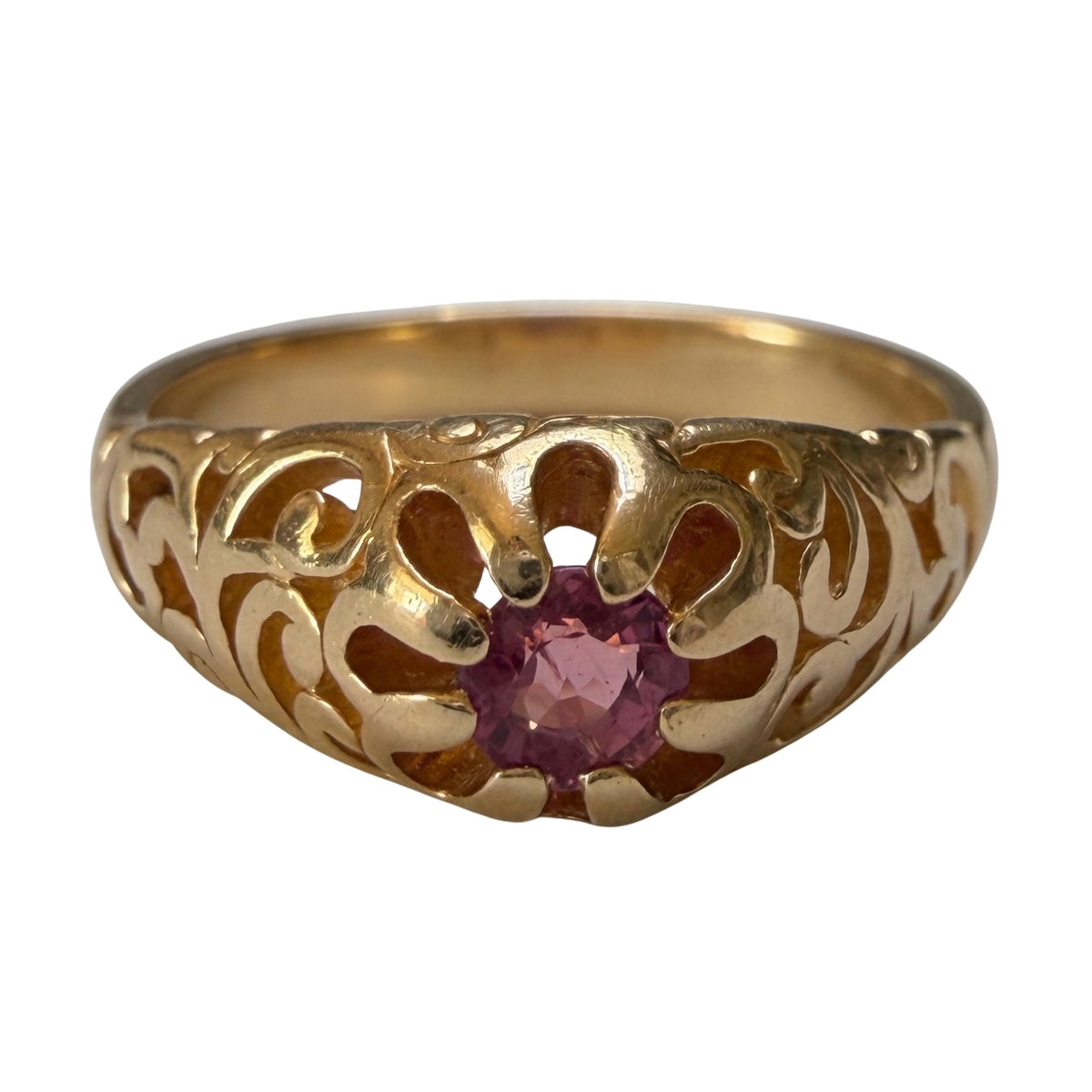 V I N T A G E // at the center of the bloom / 14k yellow gold filigree dome pink sapphire solitaire ring / size 7.75