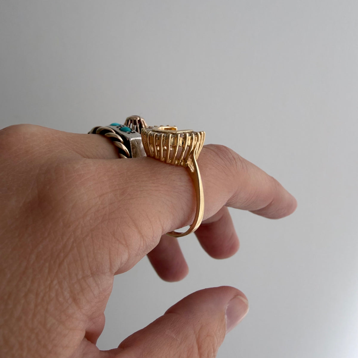V I N T A G E // primed for luck / 14k and baguette diamond horseshoe ring / size 8