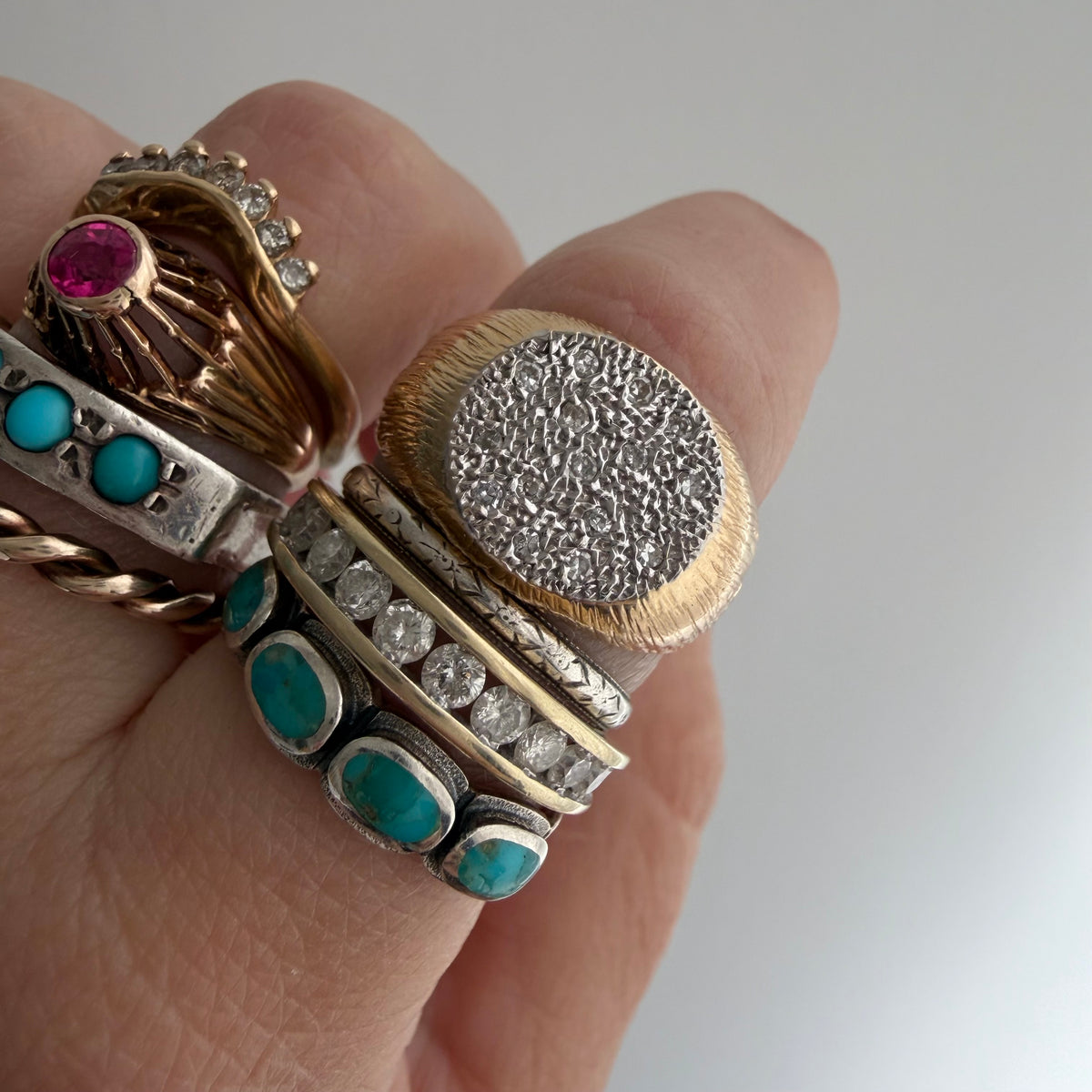 V I N T A G E // la luna / two tone 14k diamond cluster signet / size 7