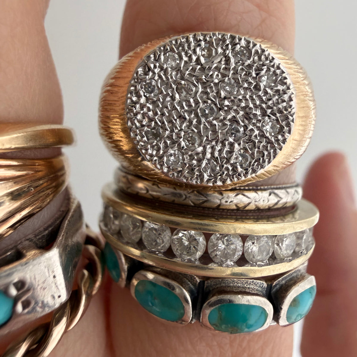 V I N T A G E // la luna / two tone 14k diamond cluster signet / size 7