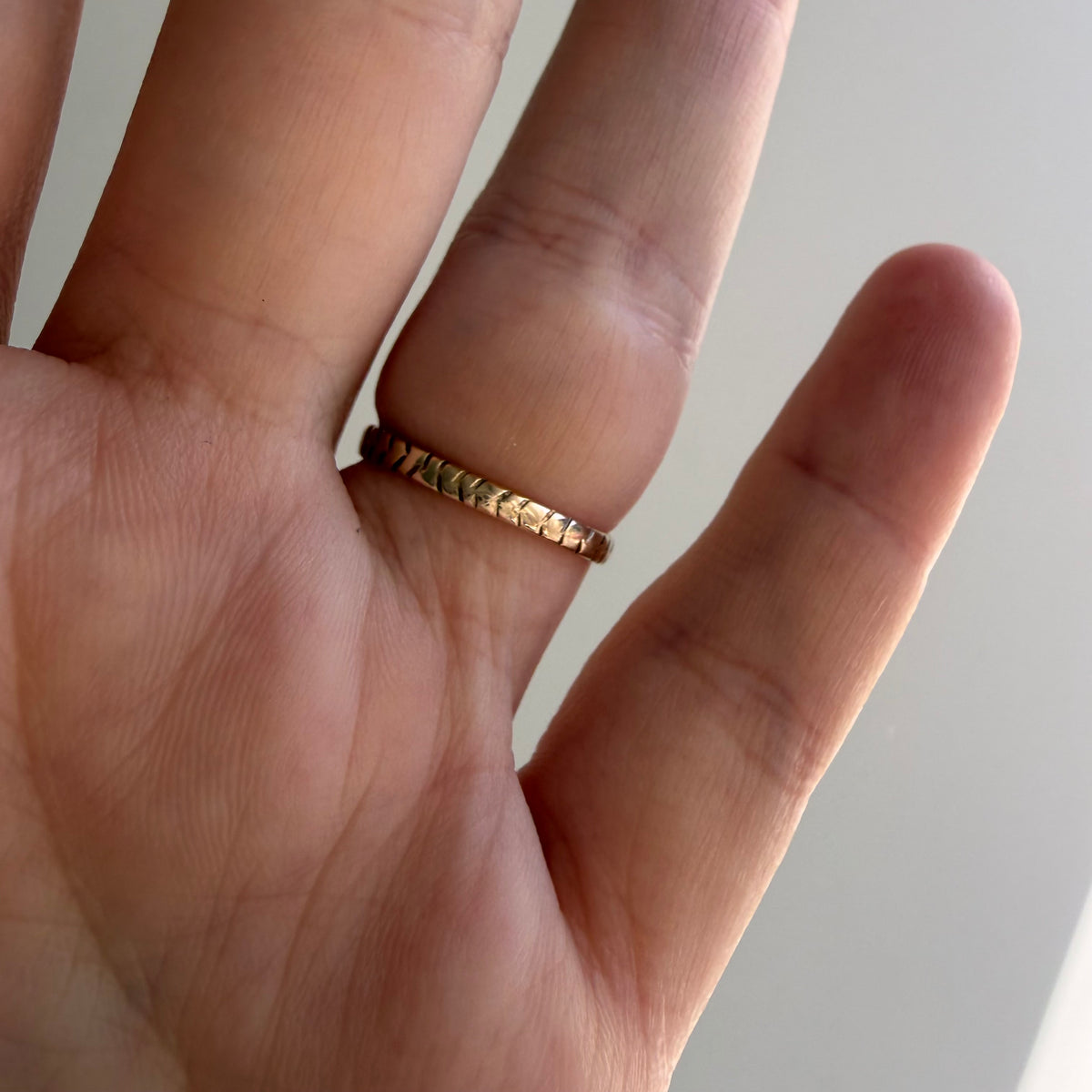 V I N T A G E // knotted embrace / 10k yellow gold snake ring with ruby eyes / size 4.5