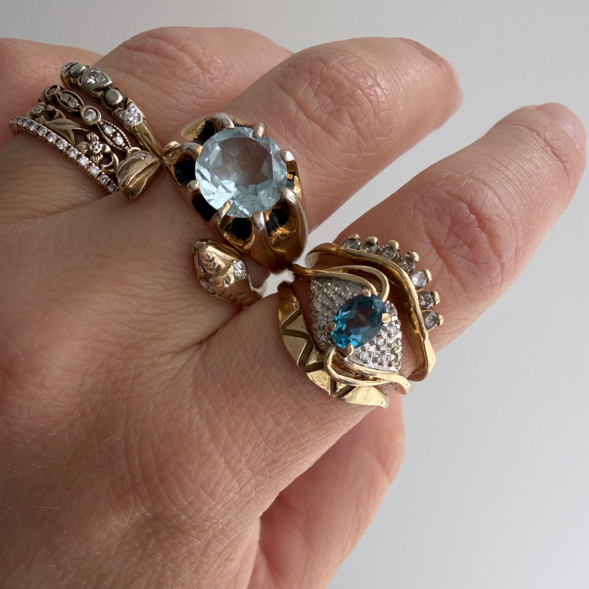 V I N T A G E // protective eye / 10k evil eye ring with topaz + diamonds / size 6.75