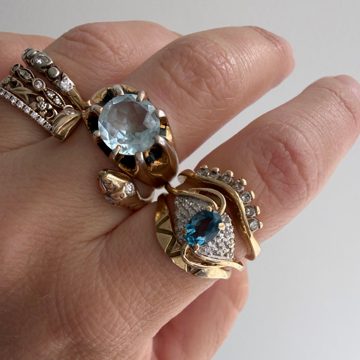 V I N T A G E // protective eye / 10k evil eye ring with topaz + diamonds / size 6.75