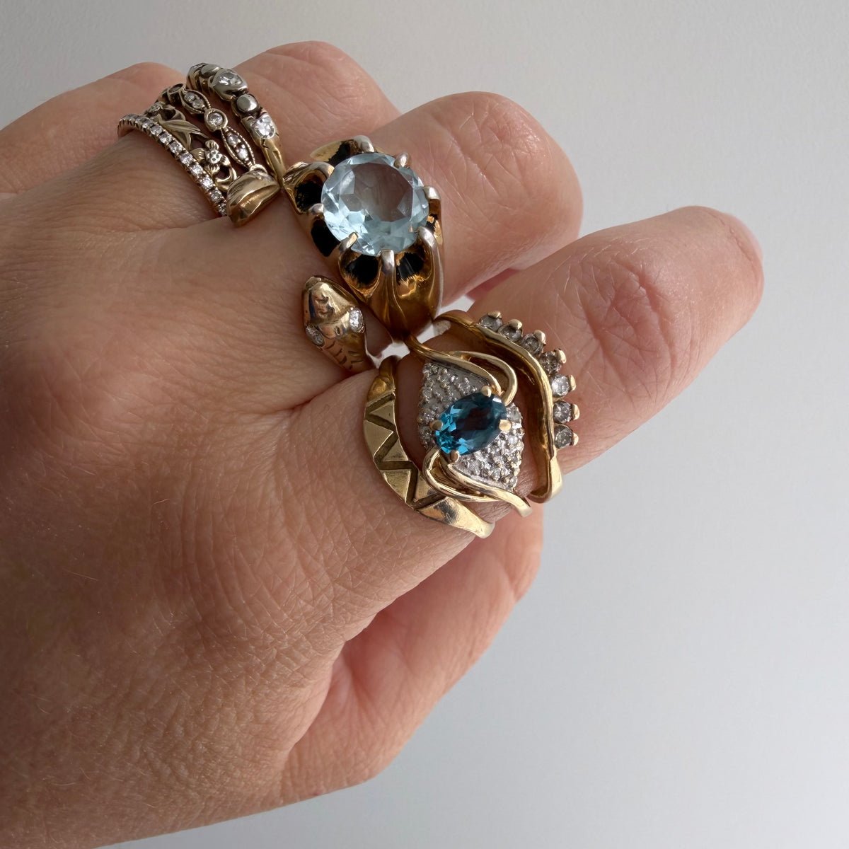 V I N T A G E // protective eye / 10k evil eye ring with topaz + diamonds / size 6.75