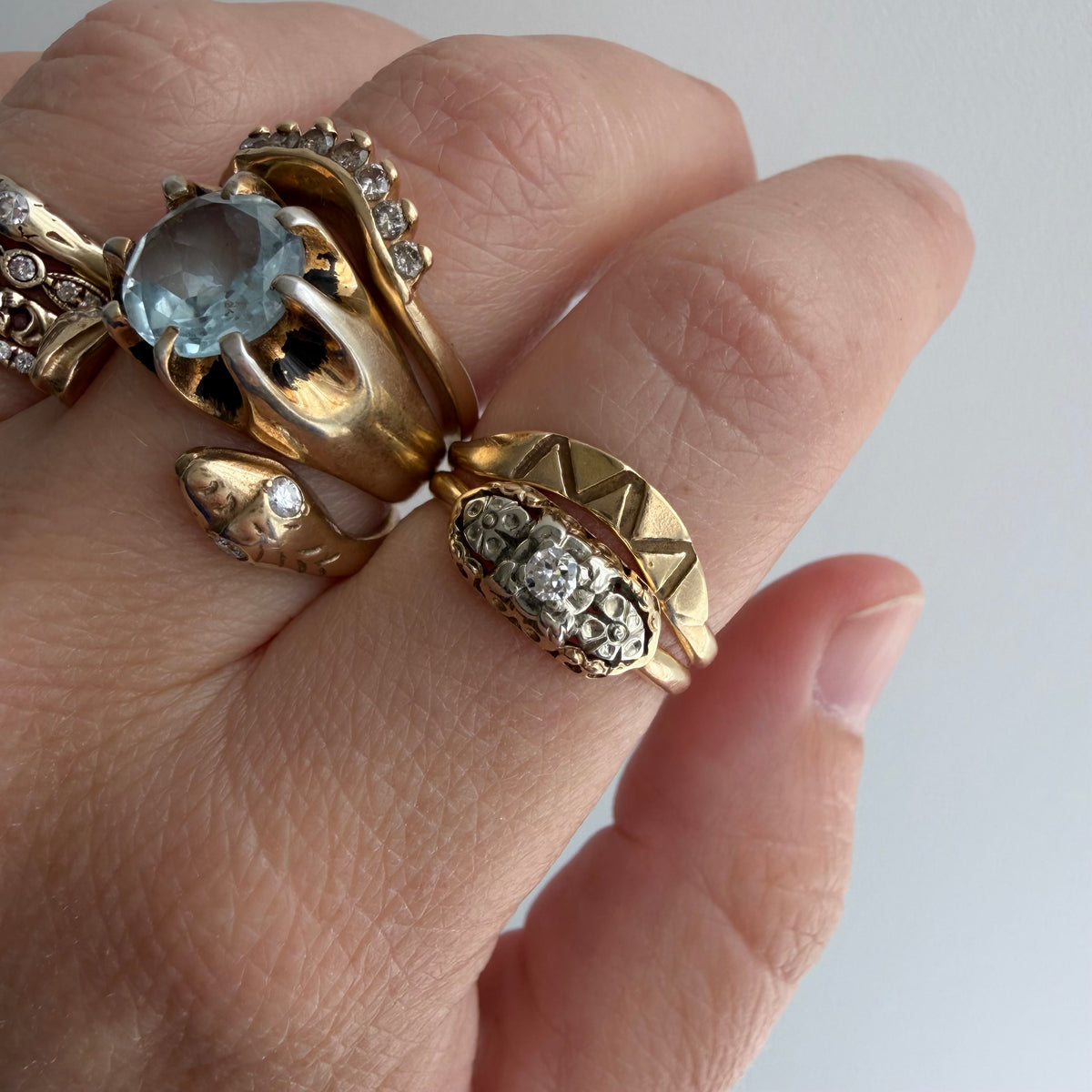 A N T I Q U E // blooming love / two tone 14k and diamond floral solitaire ring / size 6