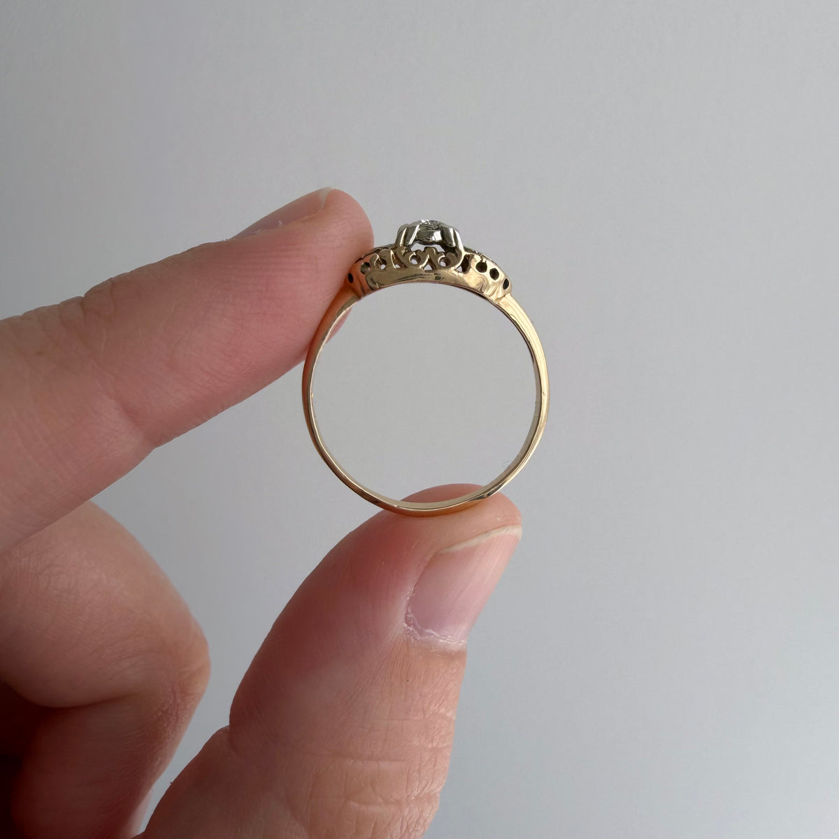 A N T I Q U E // blooming love / two tone 14k and diamond floral solitaire ring / size 6