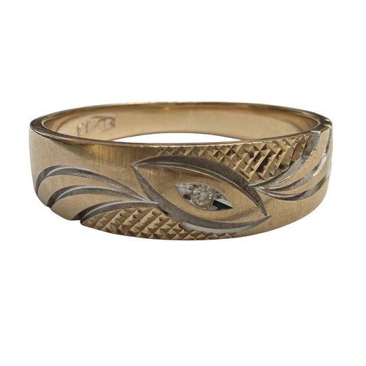 V I N T A G E // they come in peace / 10k and diamond flying saucer tapered wide band / 8.5+
