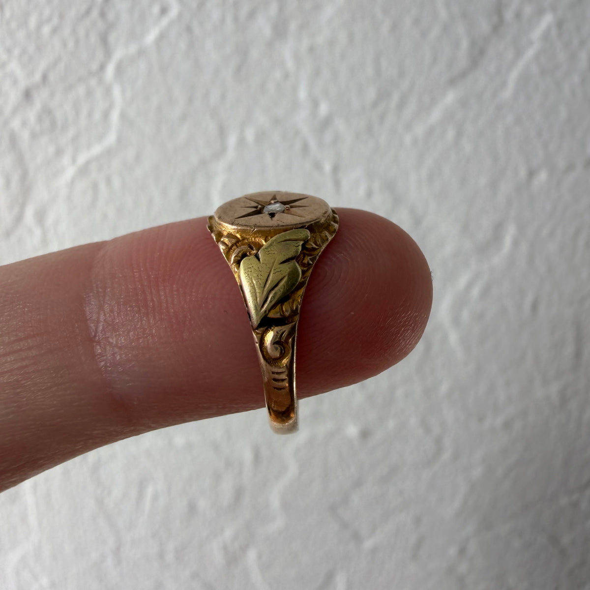 A N T I Q U E // starry signet / 10k and diamond victorian starburst signet / size 4.5+