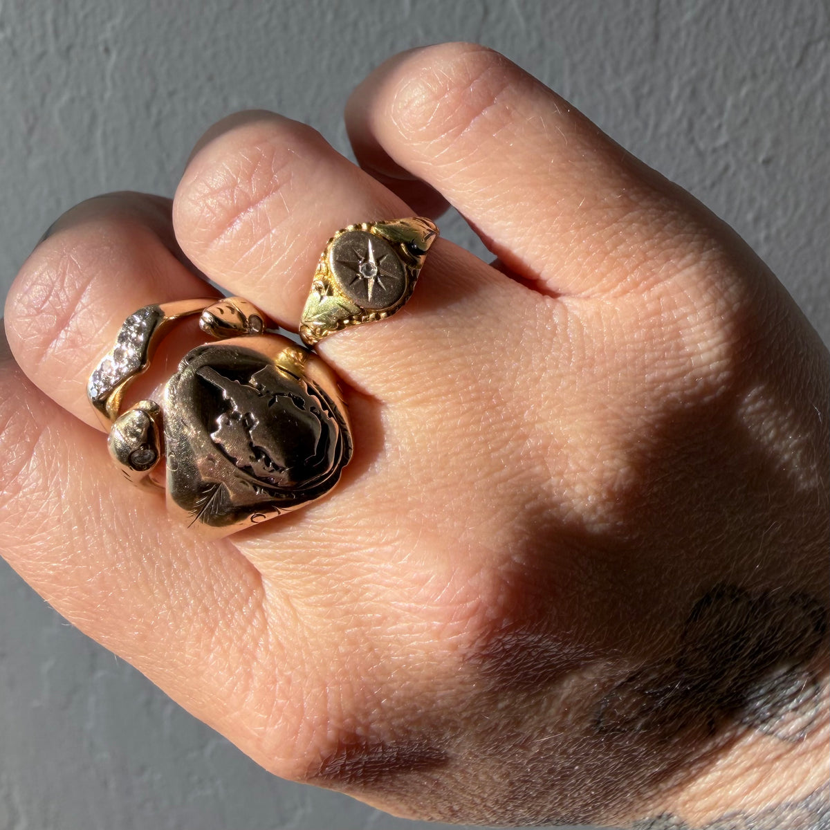 A N T I Q U E // starry signet / 10k and diamond victorian starburst signet / size 4.5+