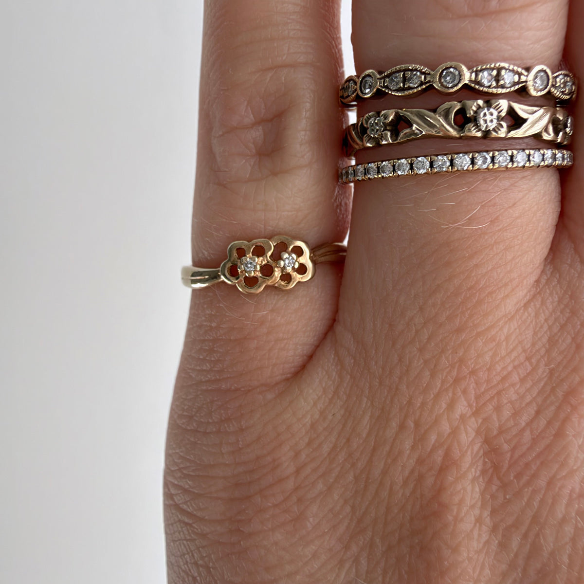 V I N T A G E // tois et mois forget me nots / 10k and diamond child or pinky ring / size 3+