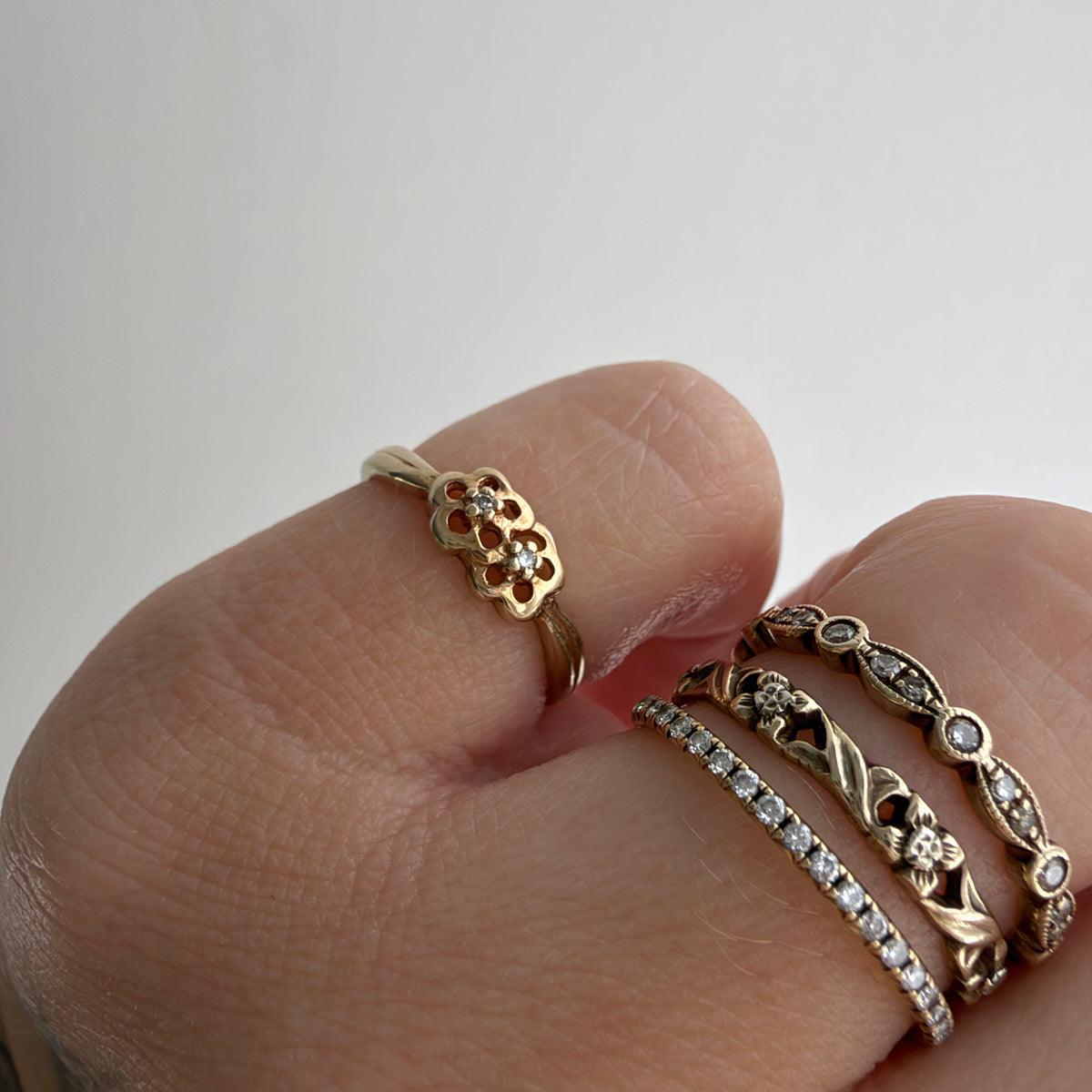 V I N T A G E // tois et mois forget me nots / 10k and diamond child or pinky ring / size 3+