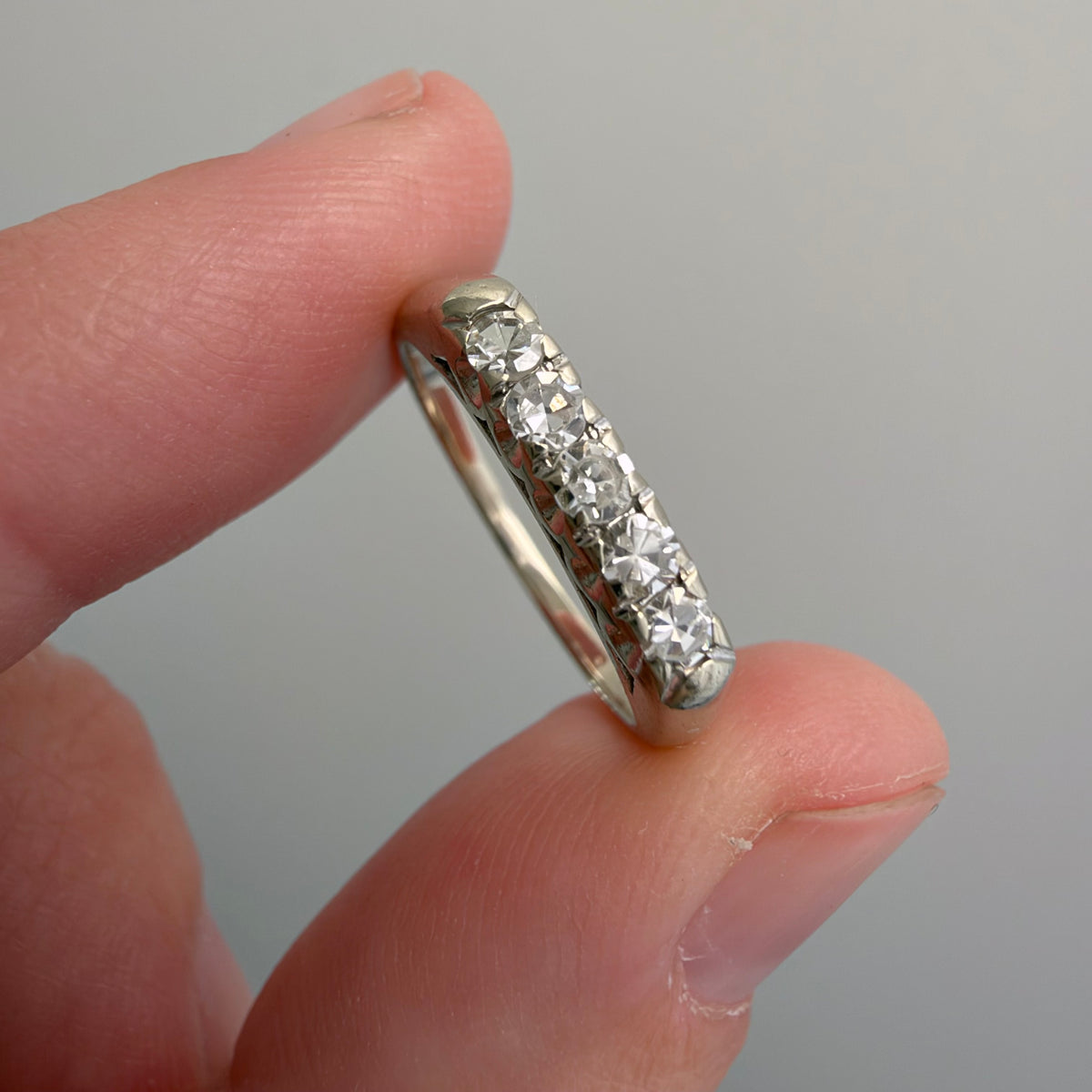 V I N T A G E // mid century sparkle / 14k white gold five diamond band / size 4.75+