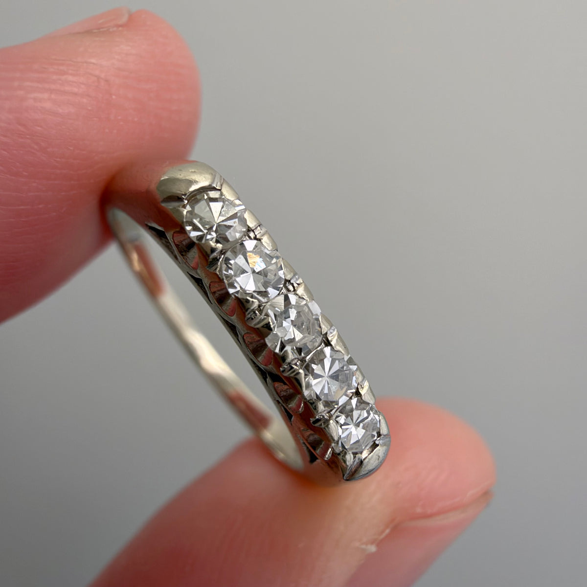 V I N T A G E // mid century sparkle / 14k white gold five diamond band / size 4.75+