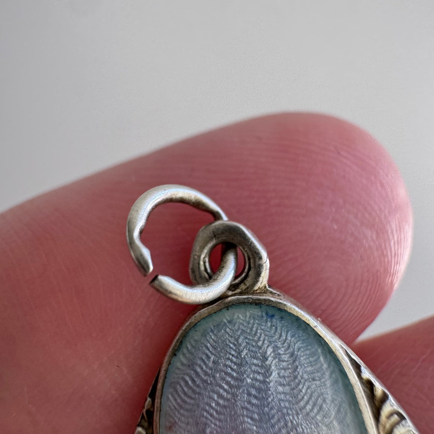 V I N T A G E // winter wonderland / sterling silver and enamel winter scene / a pendant