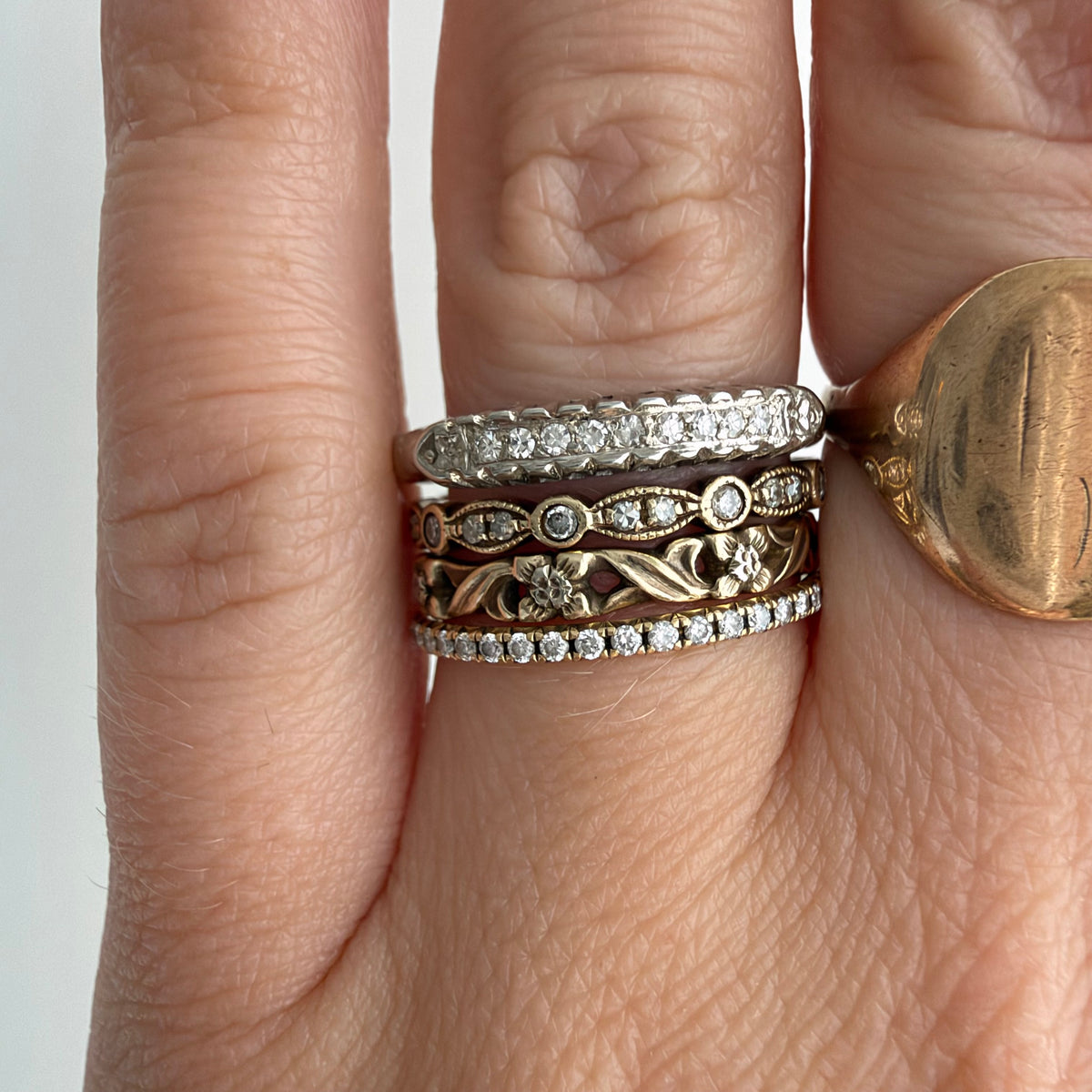 V I N T A G E // bloom and sparkle sandwich / 14k white gold nine diamond band / size 5.75