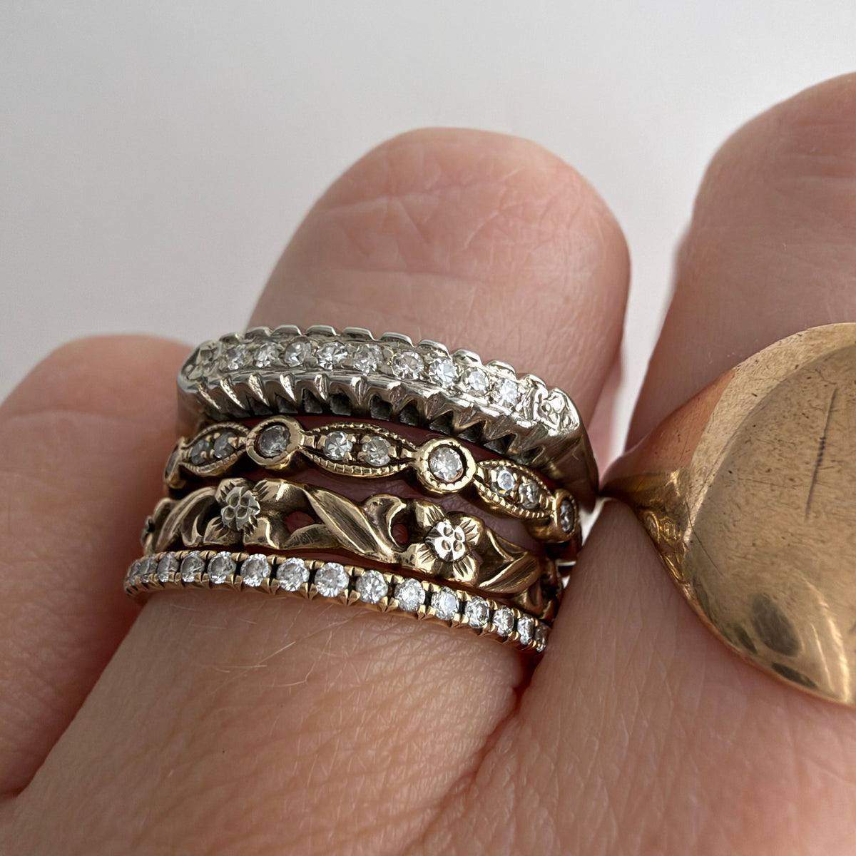 V I N T A G E // bloom and sparkle sandwich / 14k white gold nine diamond band / size 5.75