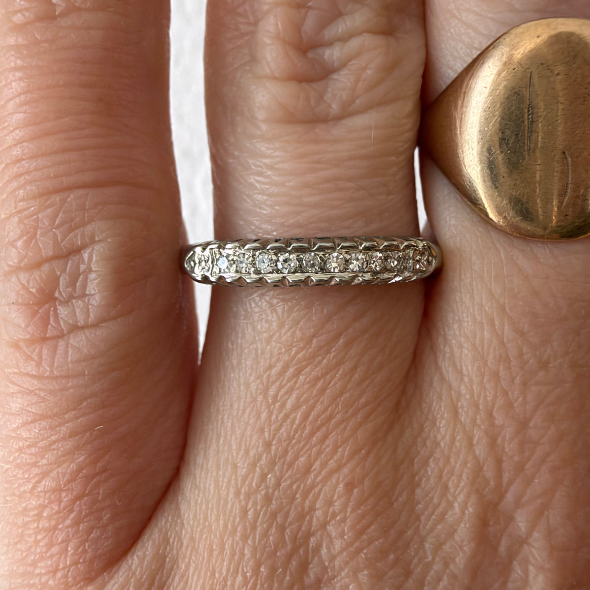 V I N T A G E // bloom and sparkle sandwich / 14k white gold nine diamond band / size 5.75