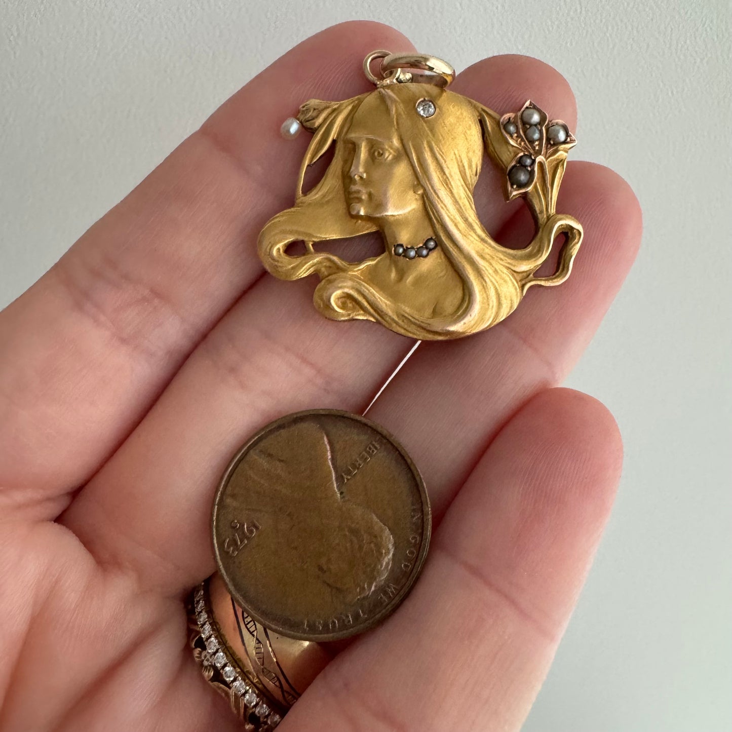 V I N T A G E // flower goddess / 14k gold goddess pendant with pearls and a diamond / a pendant