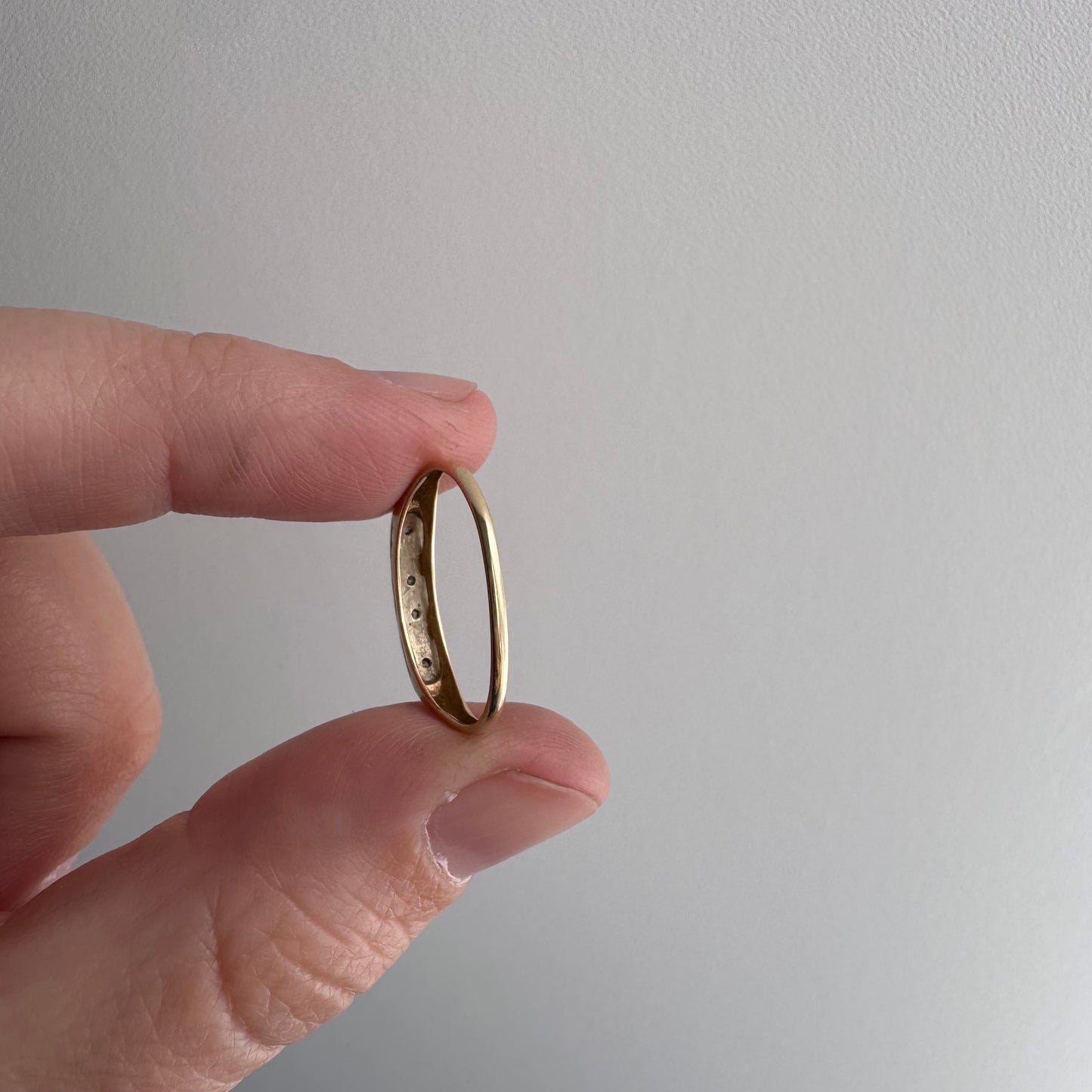 V I N T A G E // peculiar petals/ 14k yellow and white gold late art deco diamond band / size 6