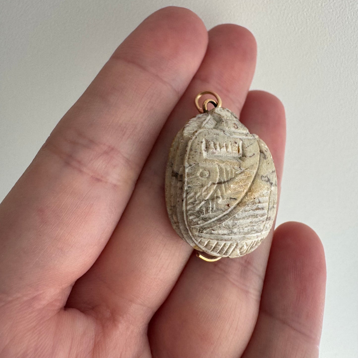 V I N T A G E // dynamic beetle / 14k and carved faience or stone scarab with maybe Horus carving / a pendant