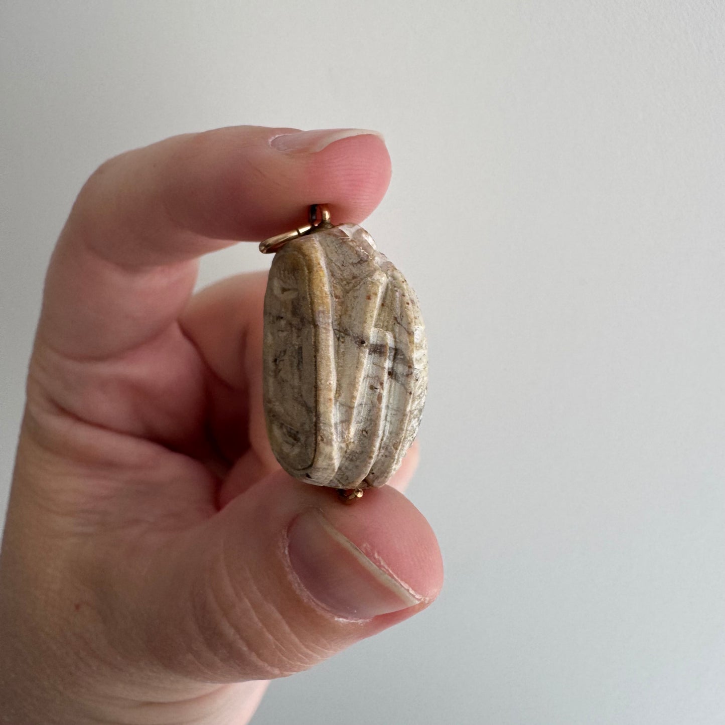 V I N T A G E // dynamic beetle / 14k and carved faience or stone scarab with maybe Horus carving / a pendant
