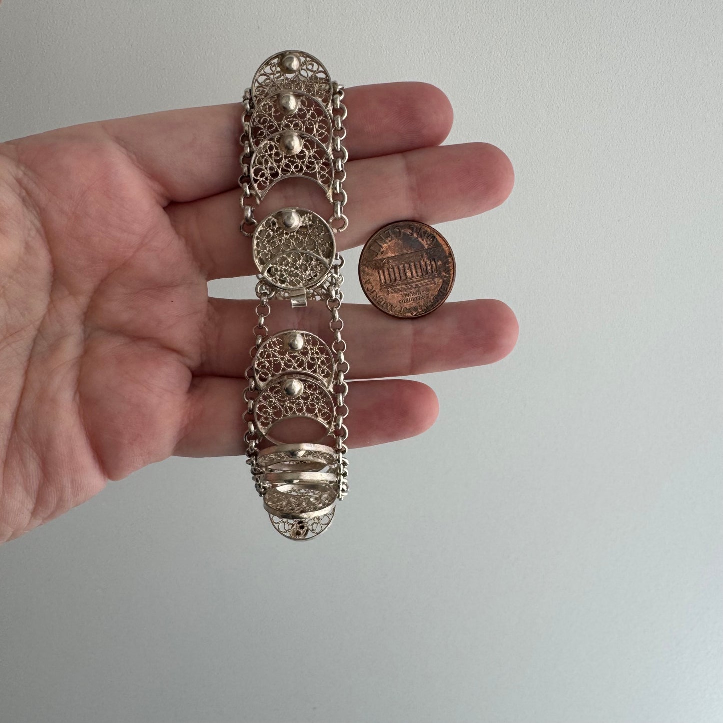 V I N T A G E // many many moons / eastern European 835 silver crescent moon filigree link flat chain bracelet / 7.75", 25g