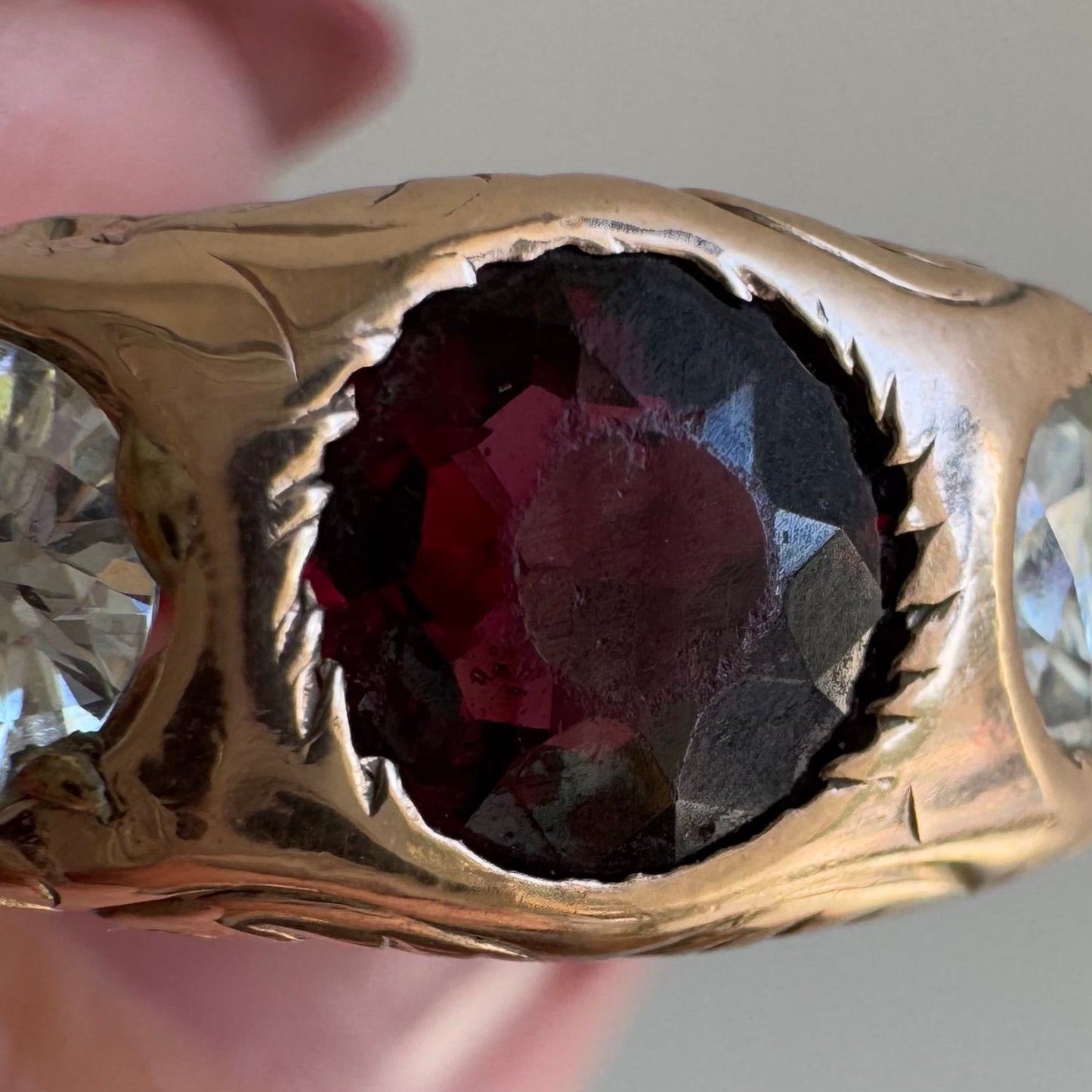 V I N T A G E // trilogy romance / 14k rosy gold with garnet and moissanite / size 8.25