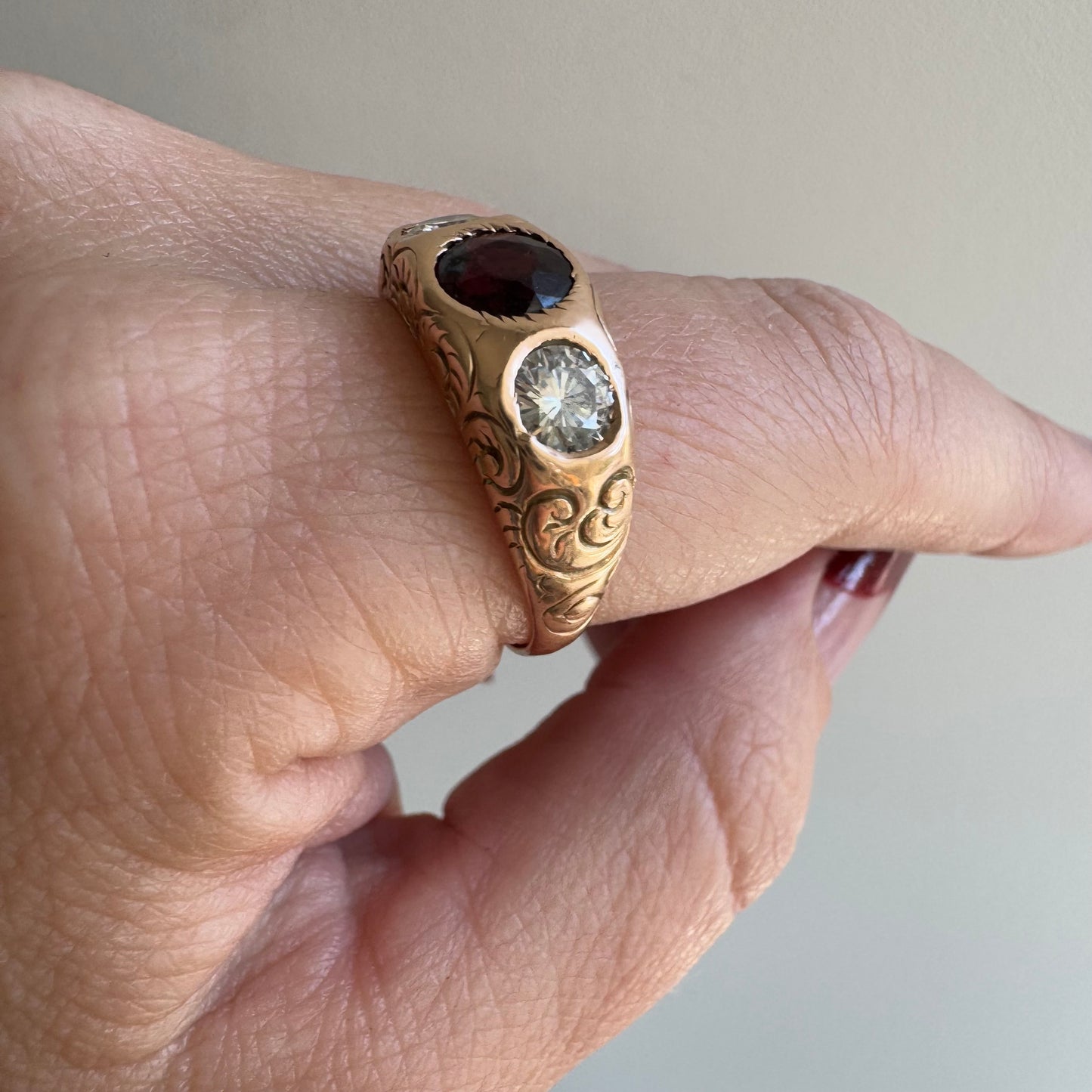 V I N T A G E // trilogy romance / 14k rosy gold with garnet and moissanite / size 8.25